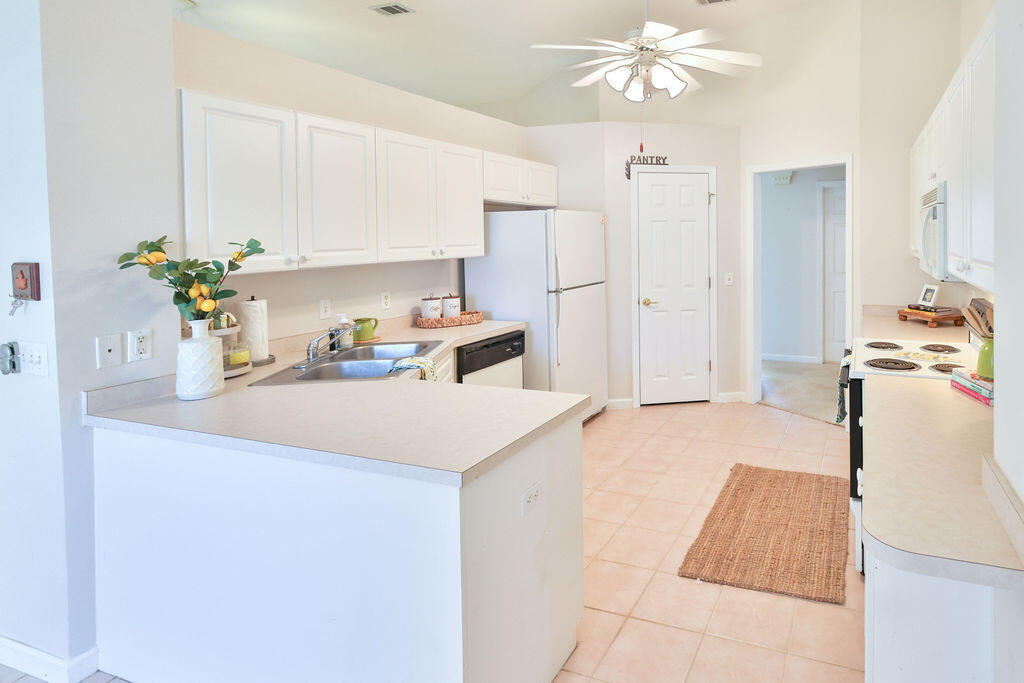 LAKEVIEW S/D - Residential