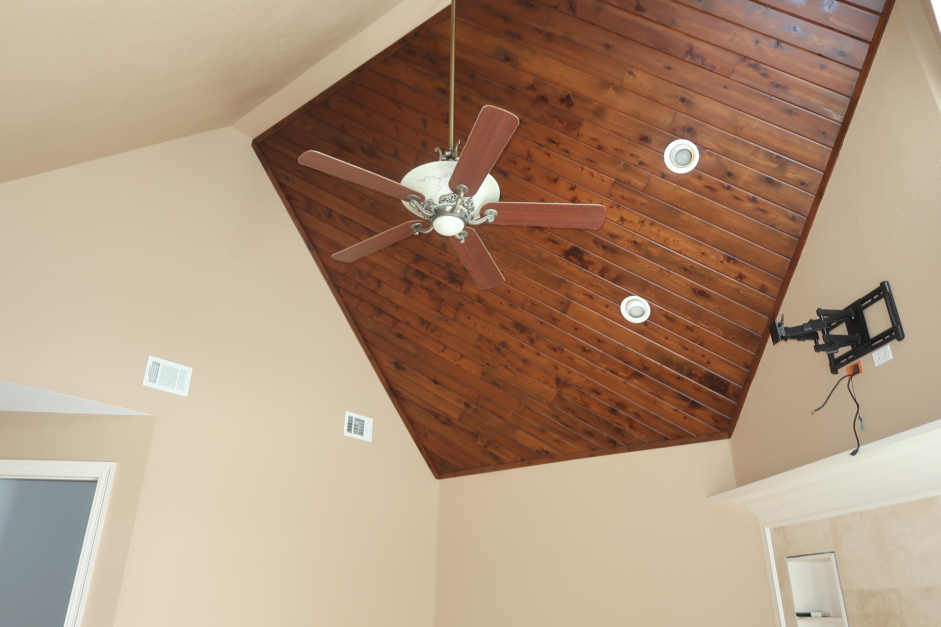 NEPTUNES RETREAT - Residential