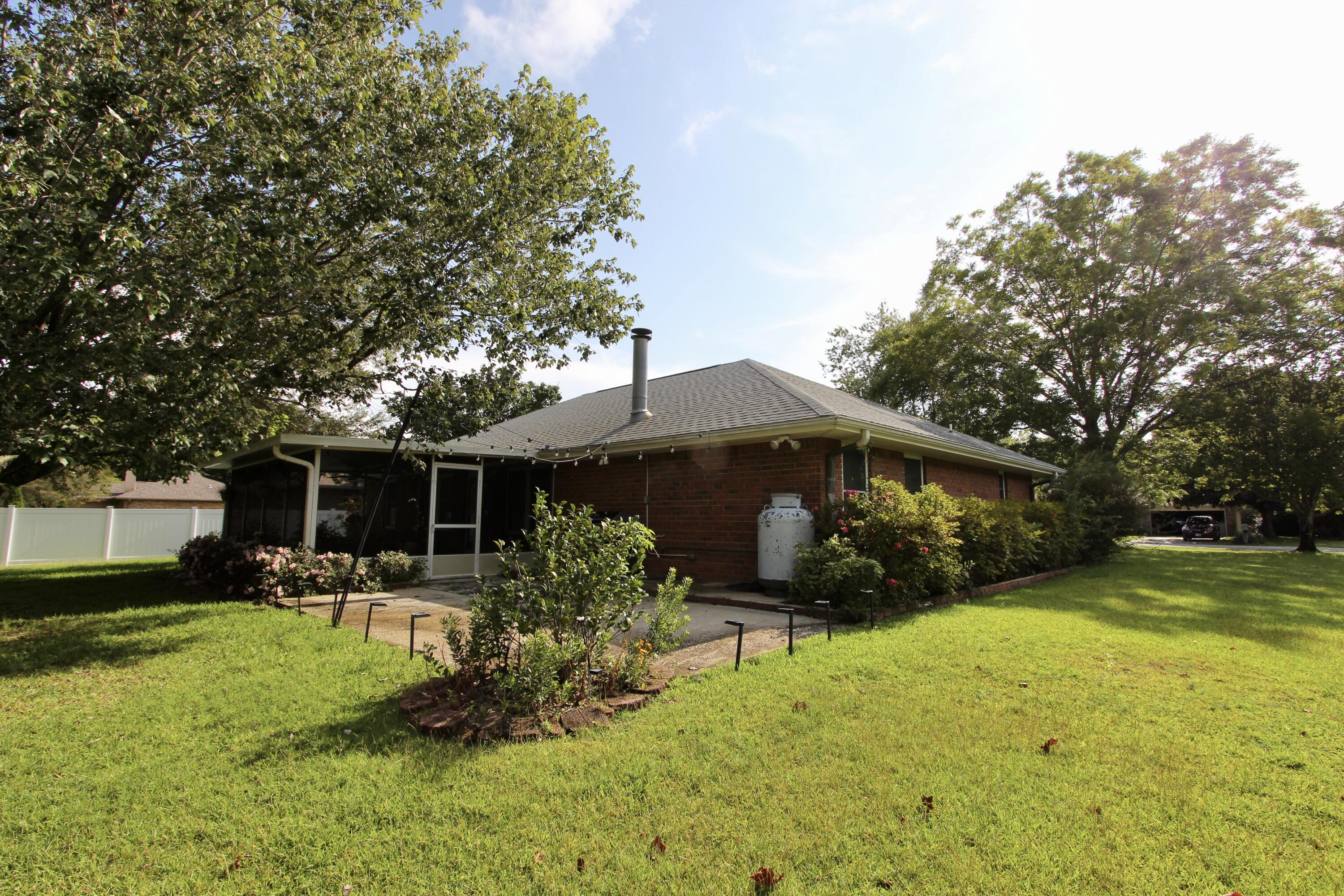 HOLLEY BY THE SEA - Residential Lease