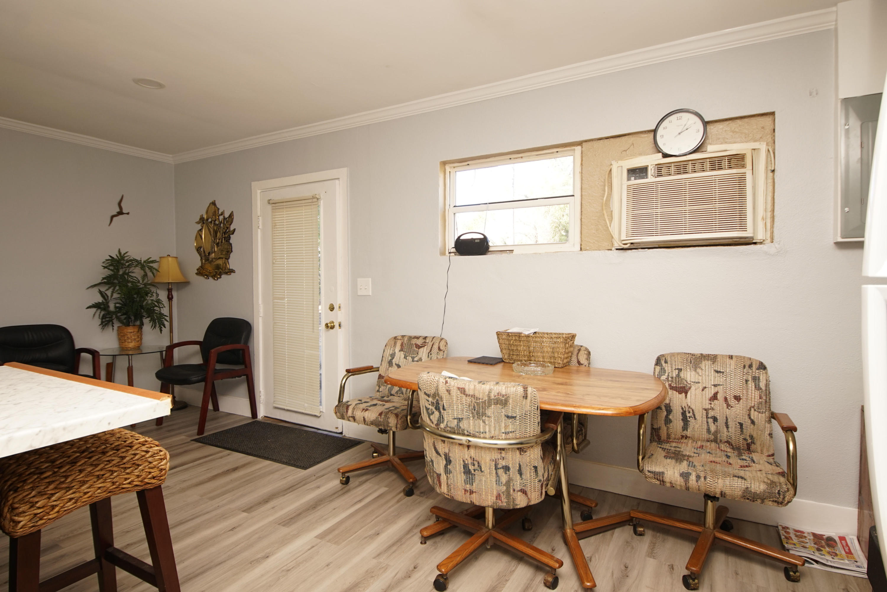 271302-Valp No of Tom's Bayou - Residential