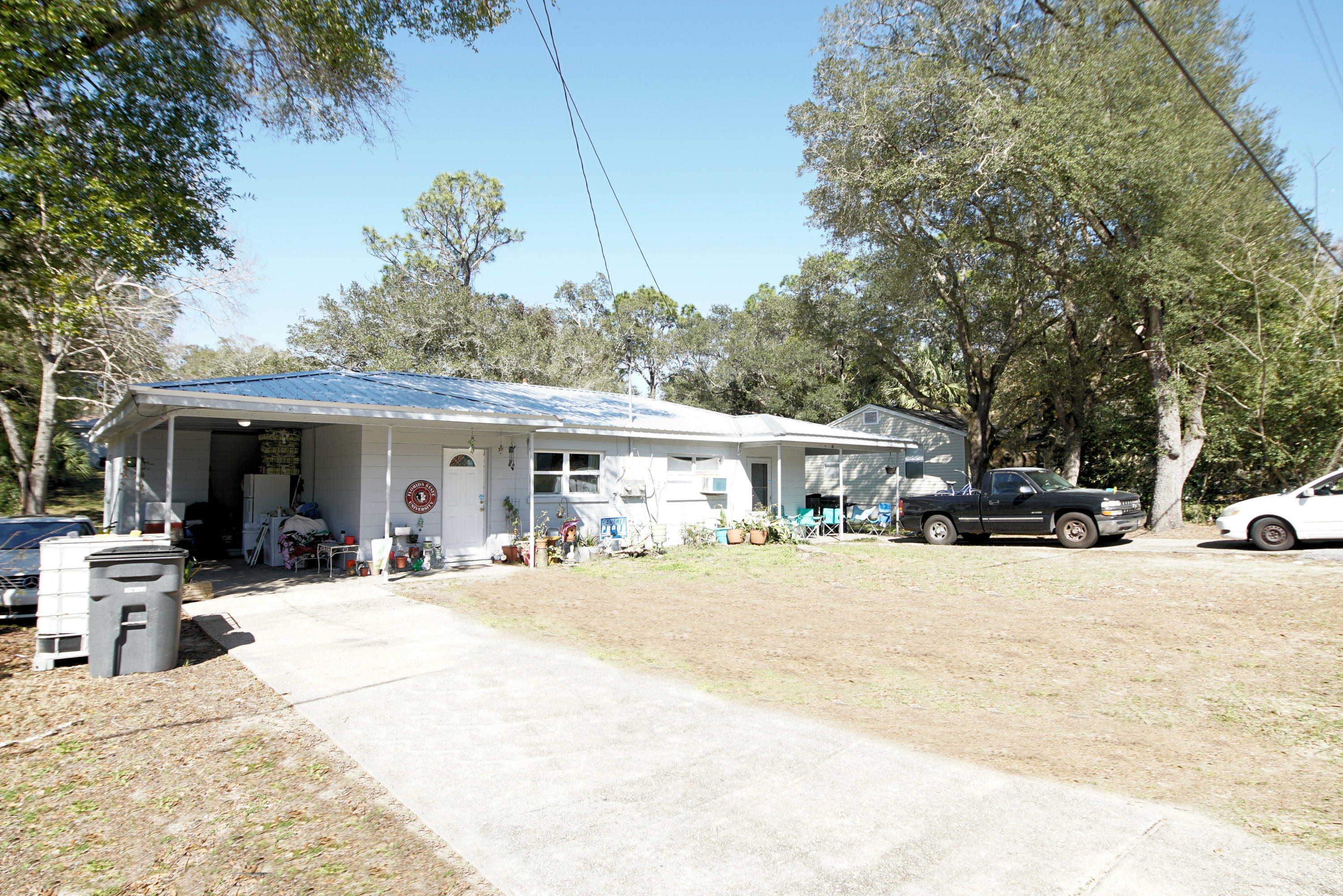 271302-Valp No of Tom's Bayou - Residential
