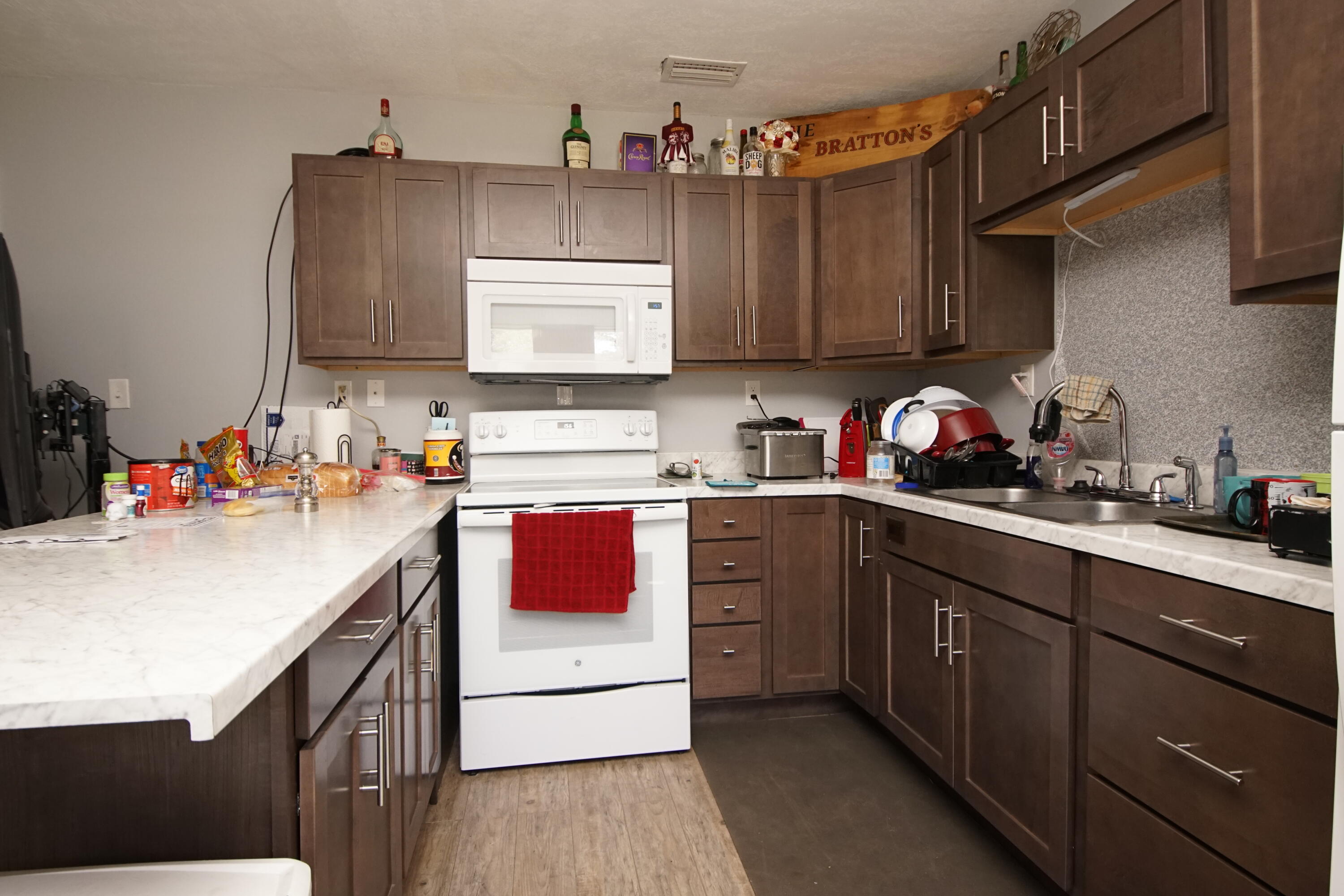 271302-Valp No of Tom's Bayou - Residential