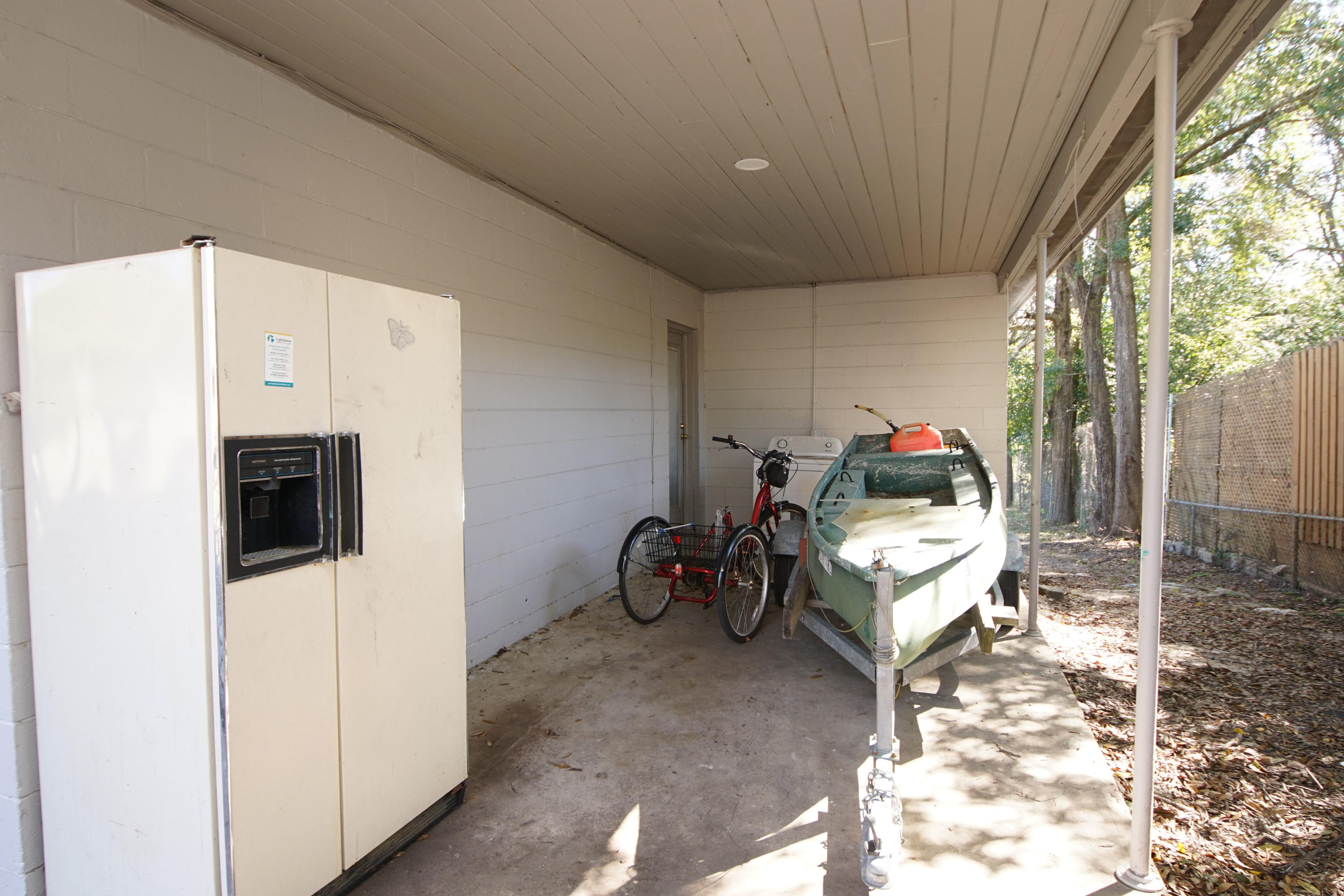 271302-Valp No of Tom's Bayou - Residential