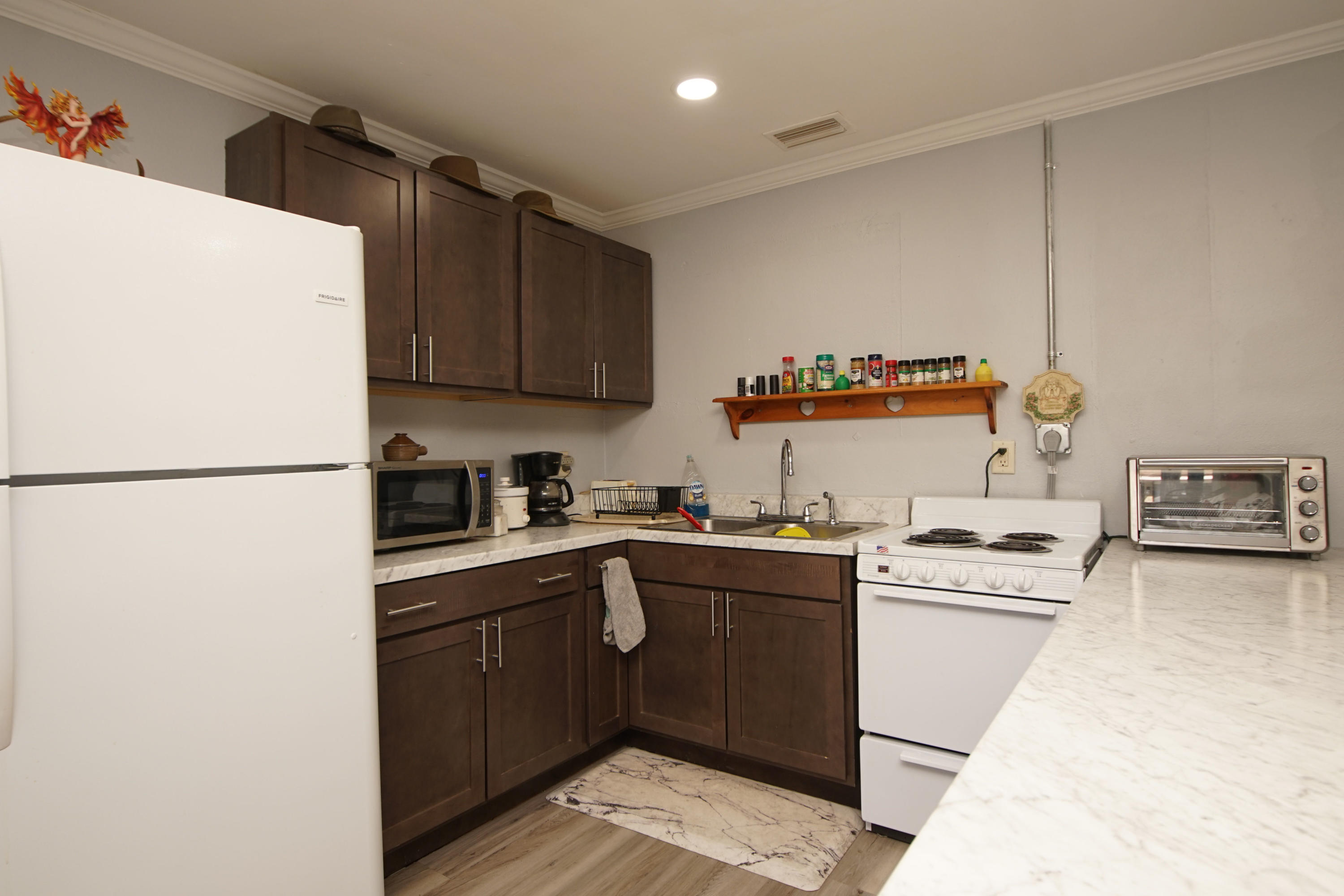 271302-Valp No of Tom's Bayou - Residential