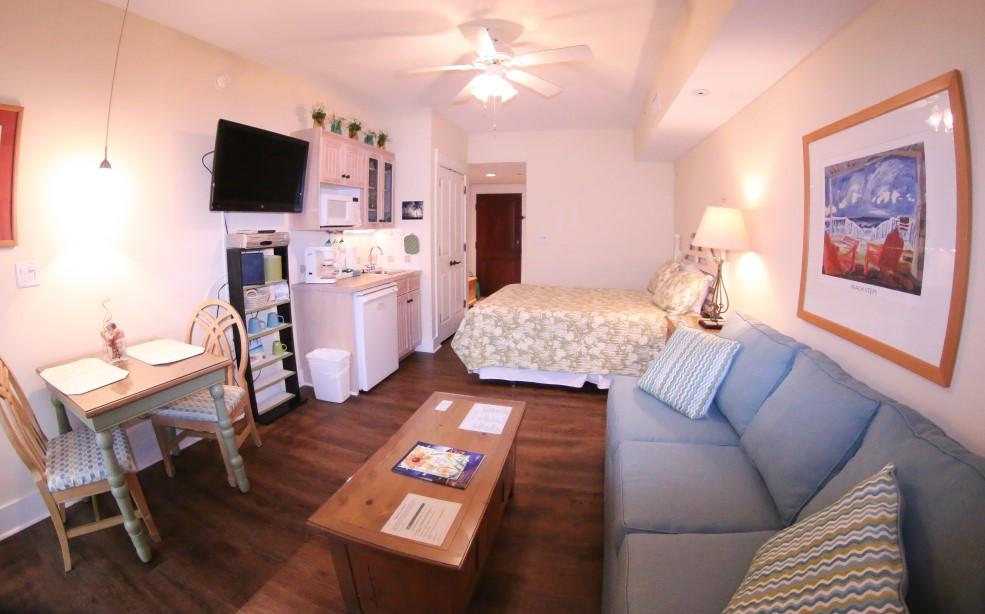 PILOT HOUSE - Residential