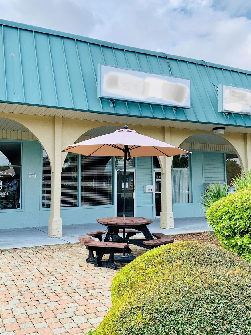 Palm Plaza, centrally located in the heart of Niceville, boasts great traffic counts and demographics. This unit has a spacious lobby/retail floor, an ADA restroom, 4 offices, & plenty of storage. All of these walls were constructed beneath the ceiling grid, which makes reconfiguration easier, if necessary.