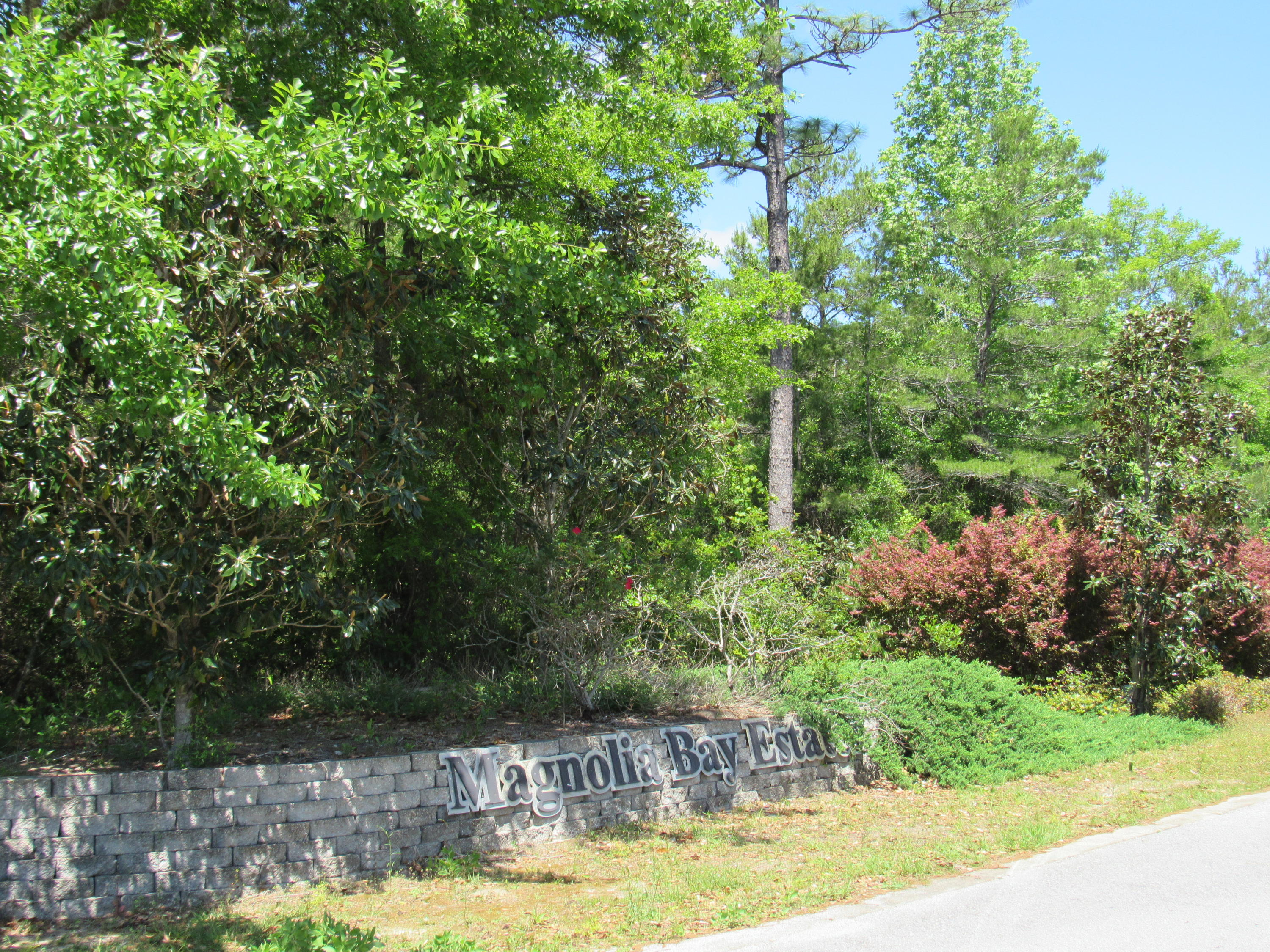 MAGNOLIA BAY ESTATES - Land
