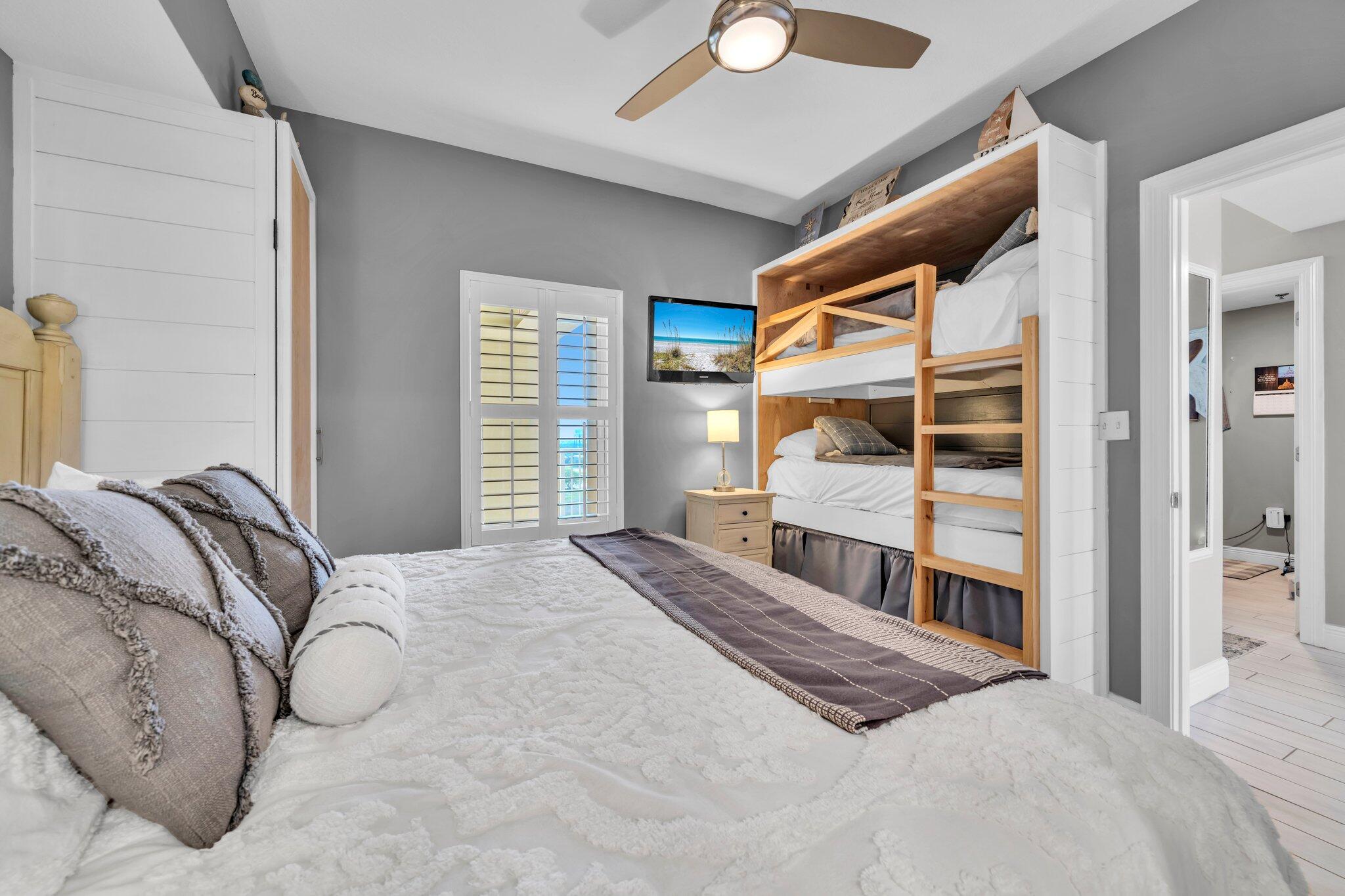 ARIEL DUNES II - Residential