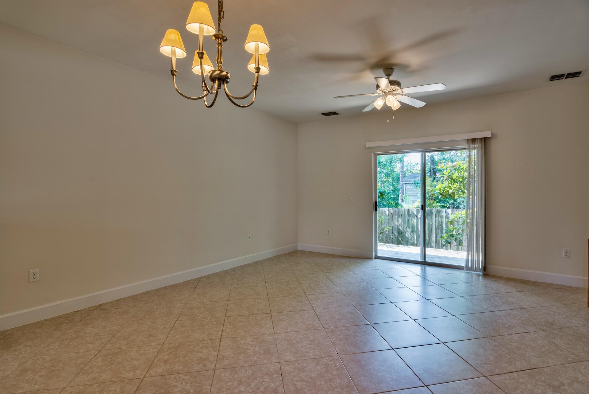 PALMS OF FREEPORT - Residential