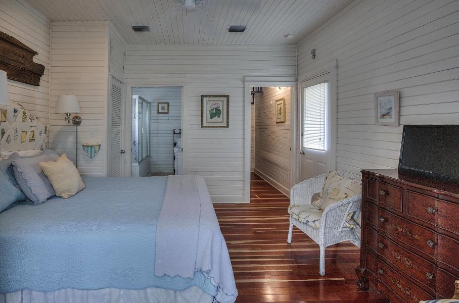 CALYPSO POINTE - Residential