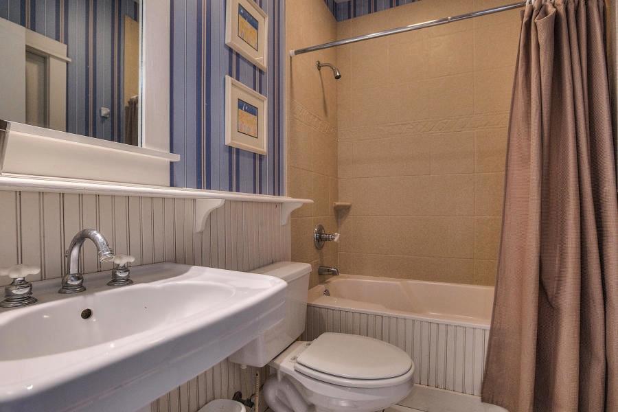 CALYPSO POINTE - Residential