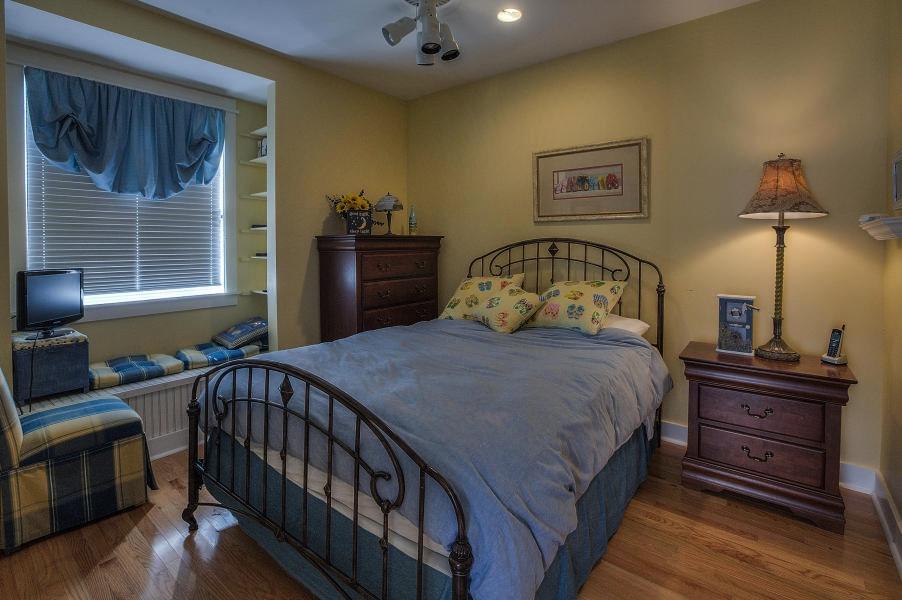 CALYPSO POINTE - Residential