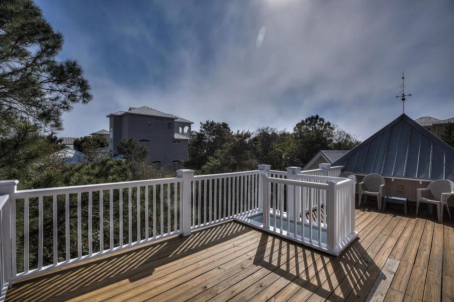 CALYPSO POINTE - Residential