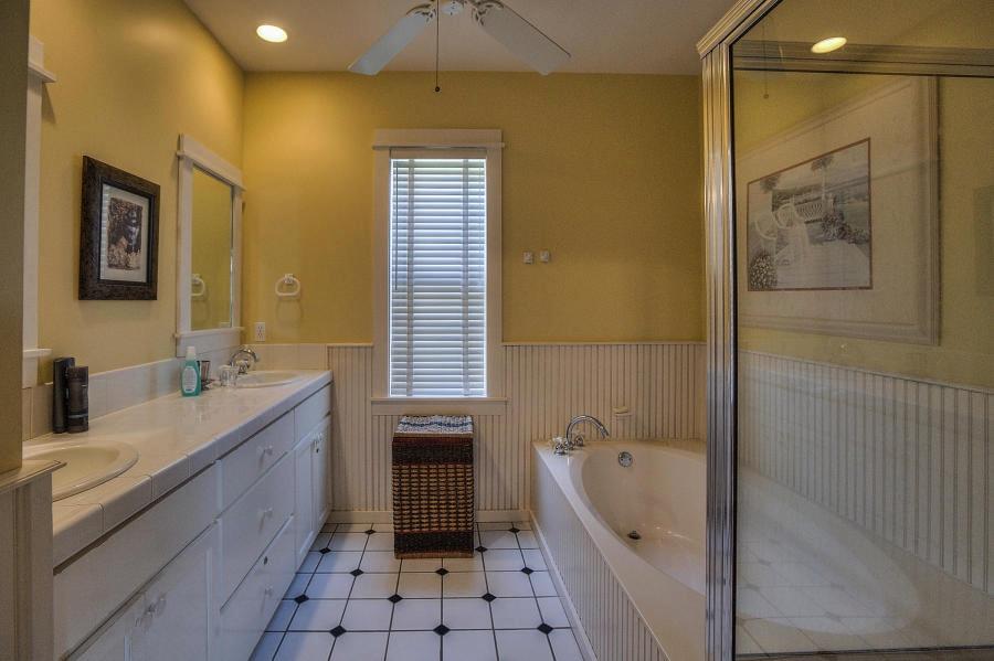 CALYPSO POINTE - Residential