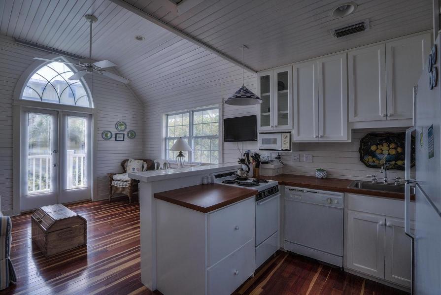 CALYPSO POINTE - Residential