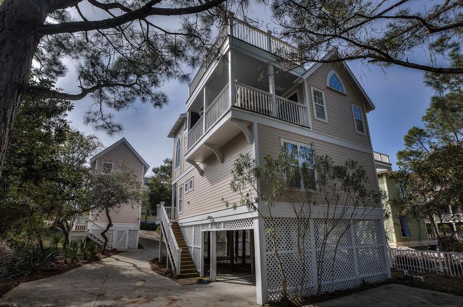 CALYPSO POINTE - Residential