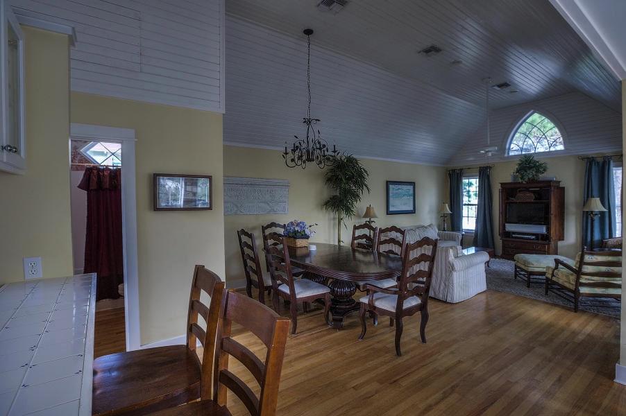 CALYPSO POINTE - Residential