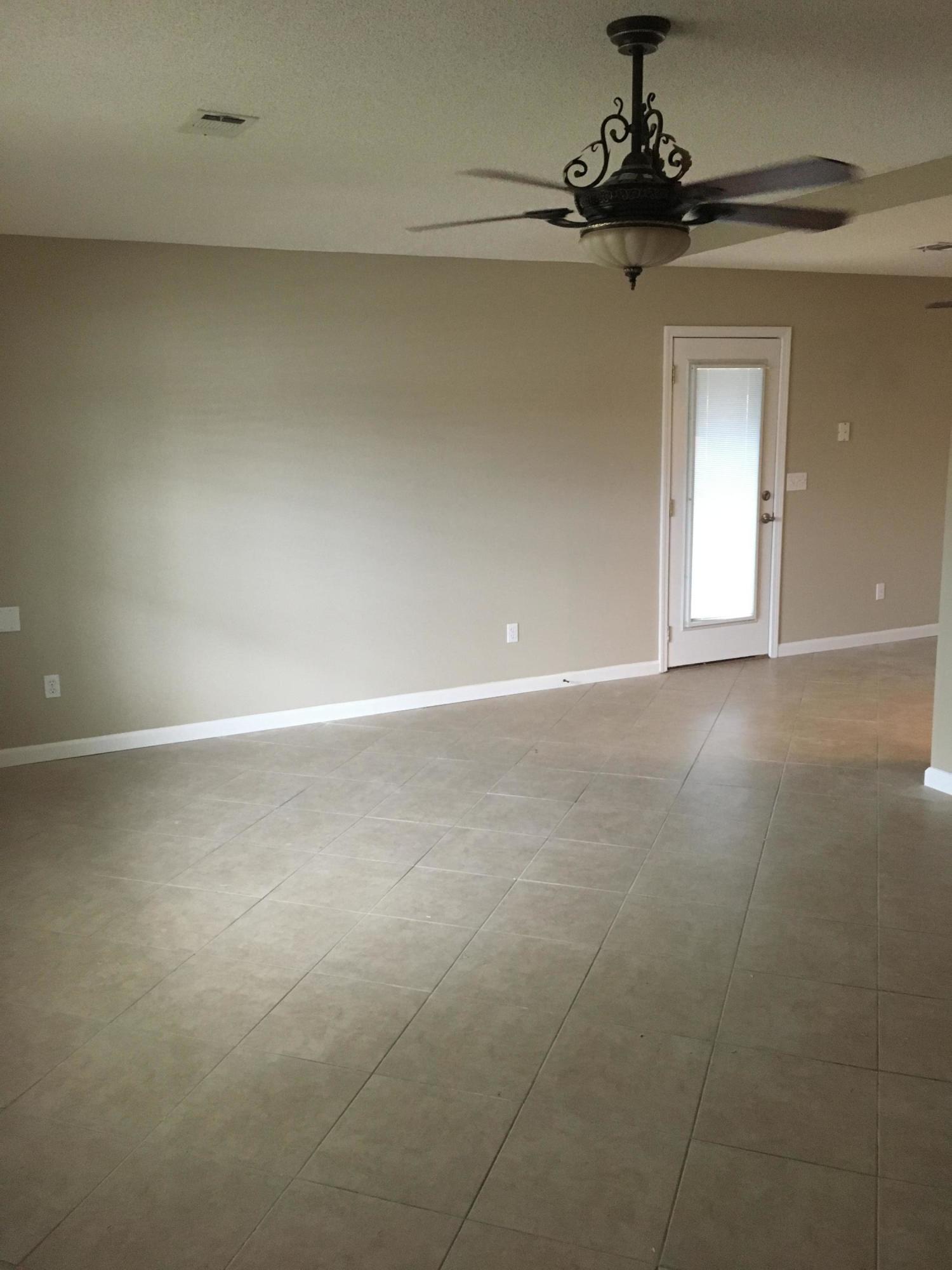 HARLAN SQUARE S/D - Residential