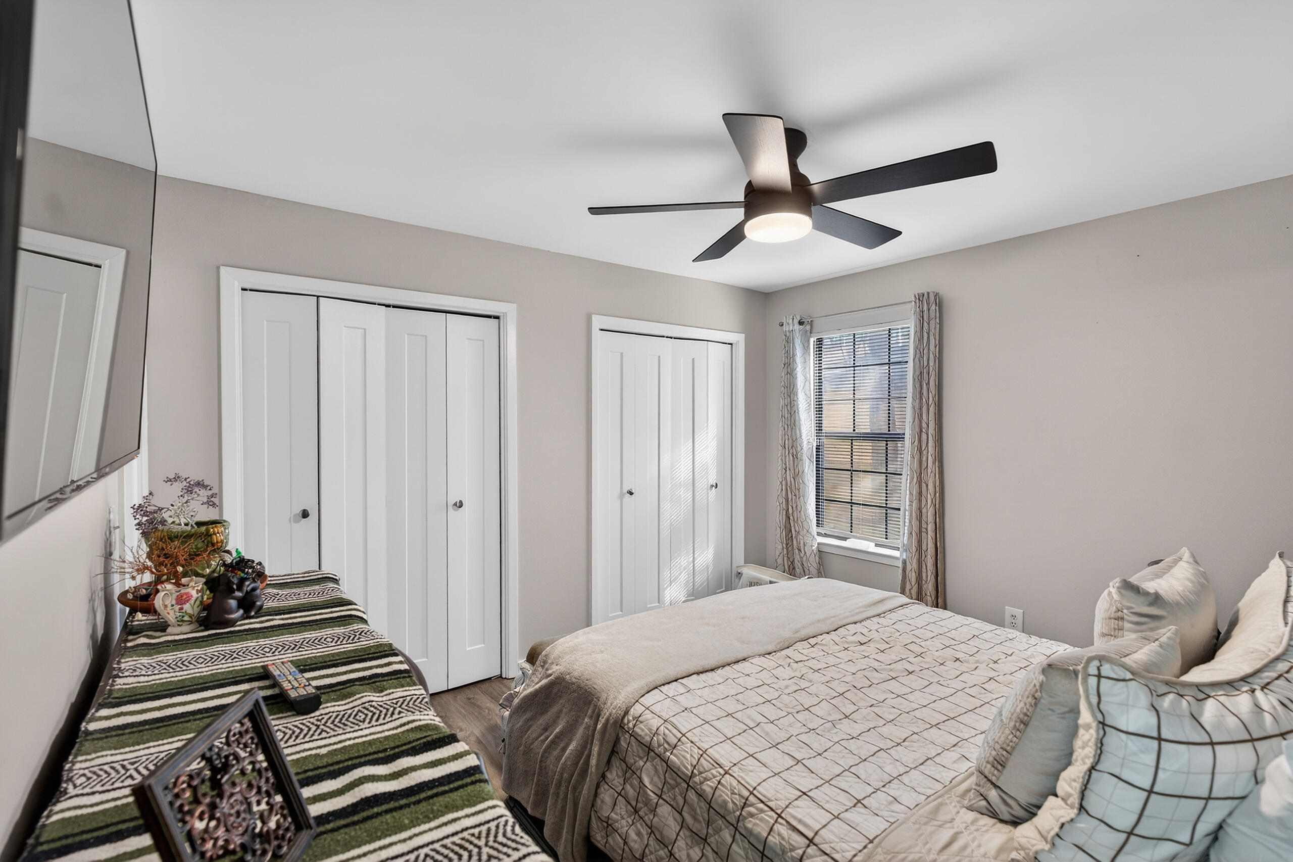 LINCOLN BAYOU PATIO HOMES - Residential