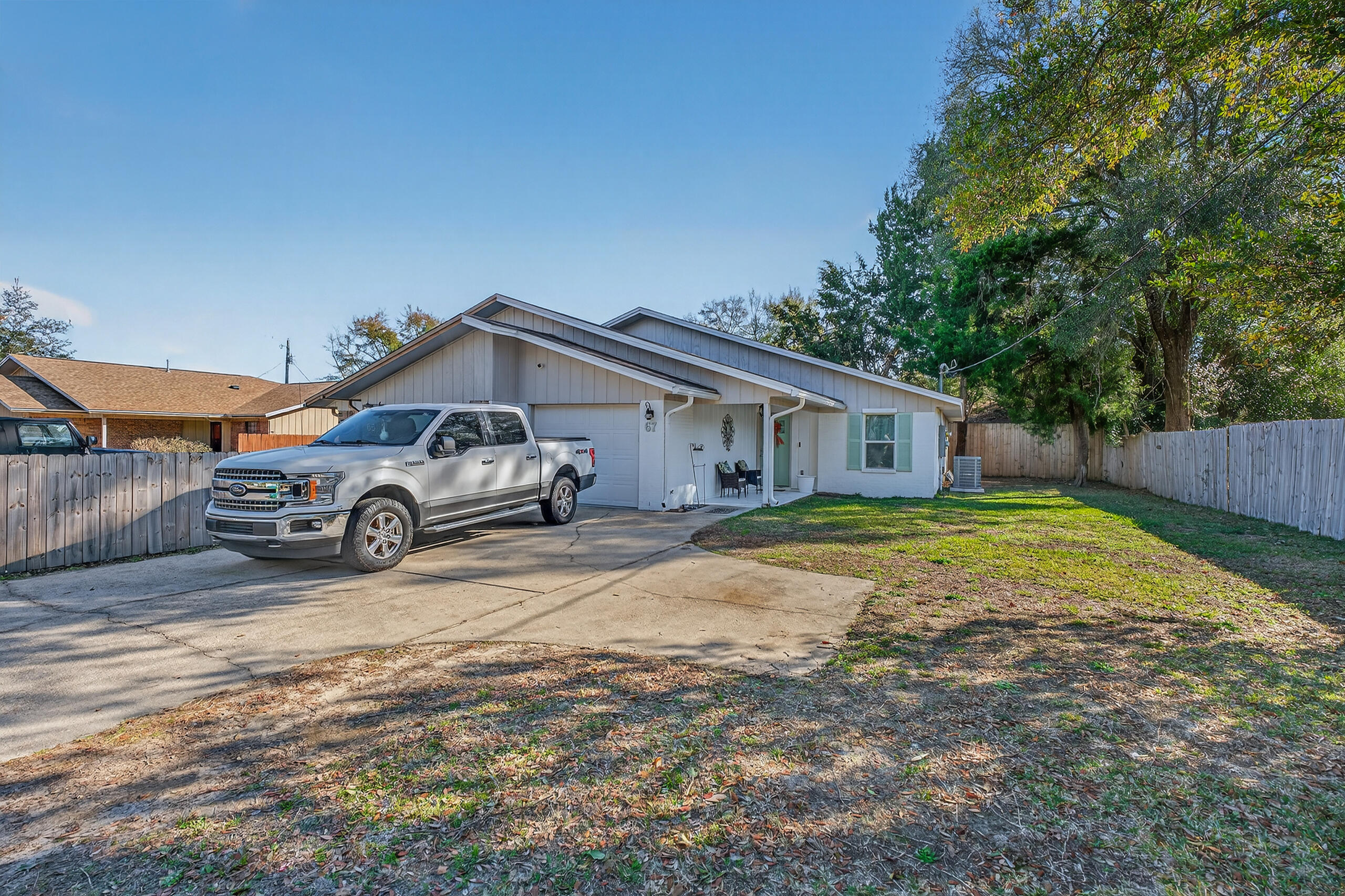 LINCOLN BAYOU PATIO HOMES - Residential