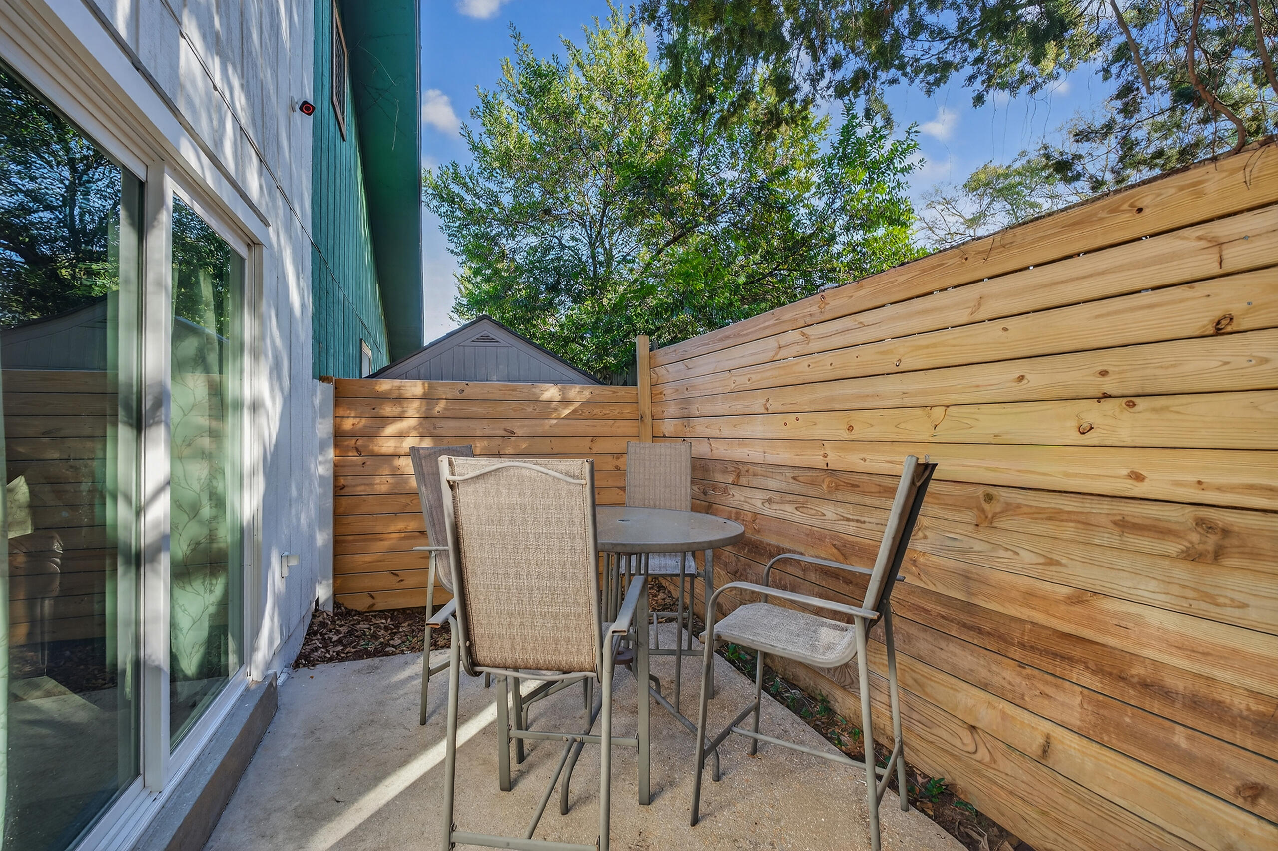 LINCOLN BAYOU PATIO HOMES - Residential