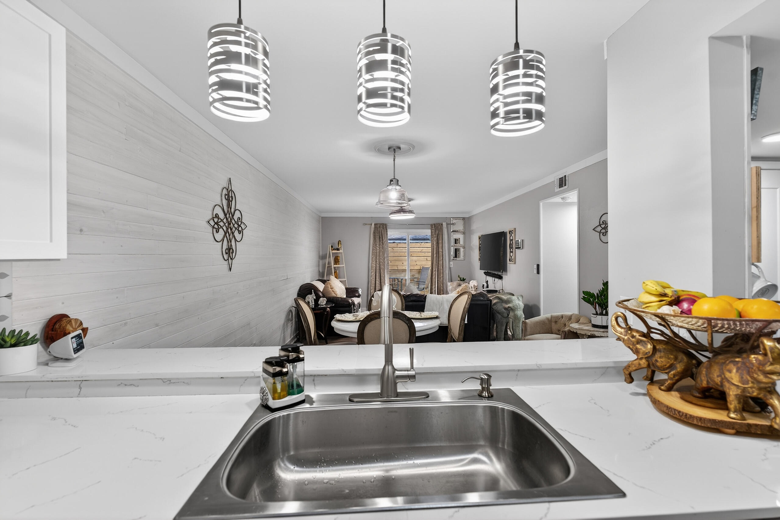 LINCOLN BAYOU PATIO HOMES - Residential