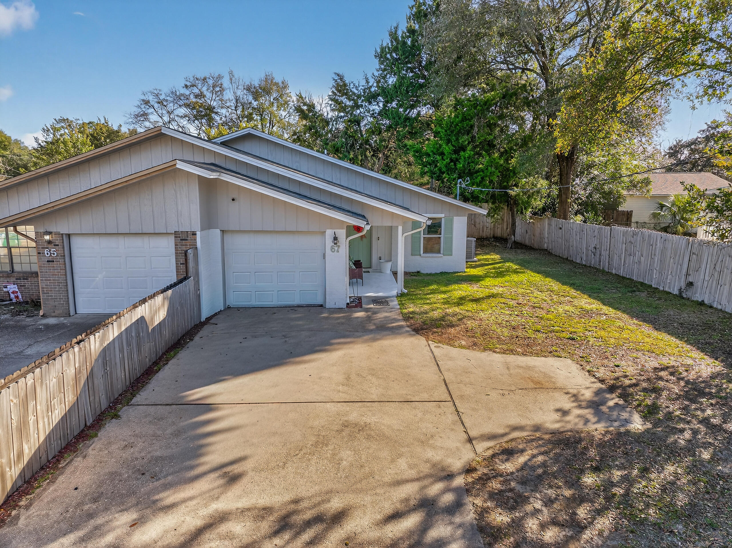 LINCOLN BAYOU PATIO HOMES - Residential