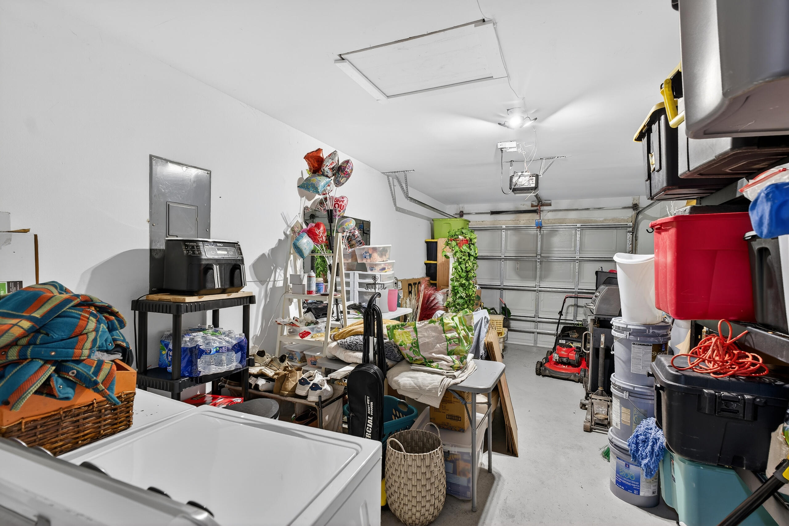 LINCOLN BAYOU PATIO HOMES - Residential