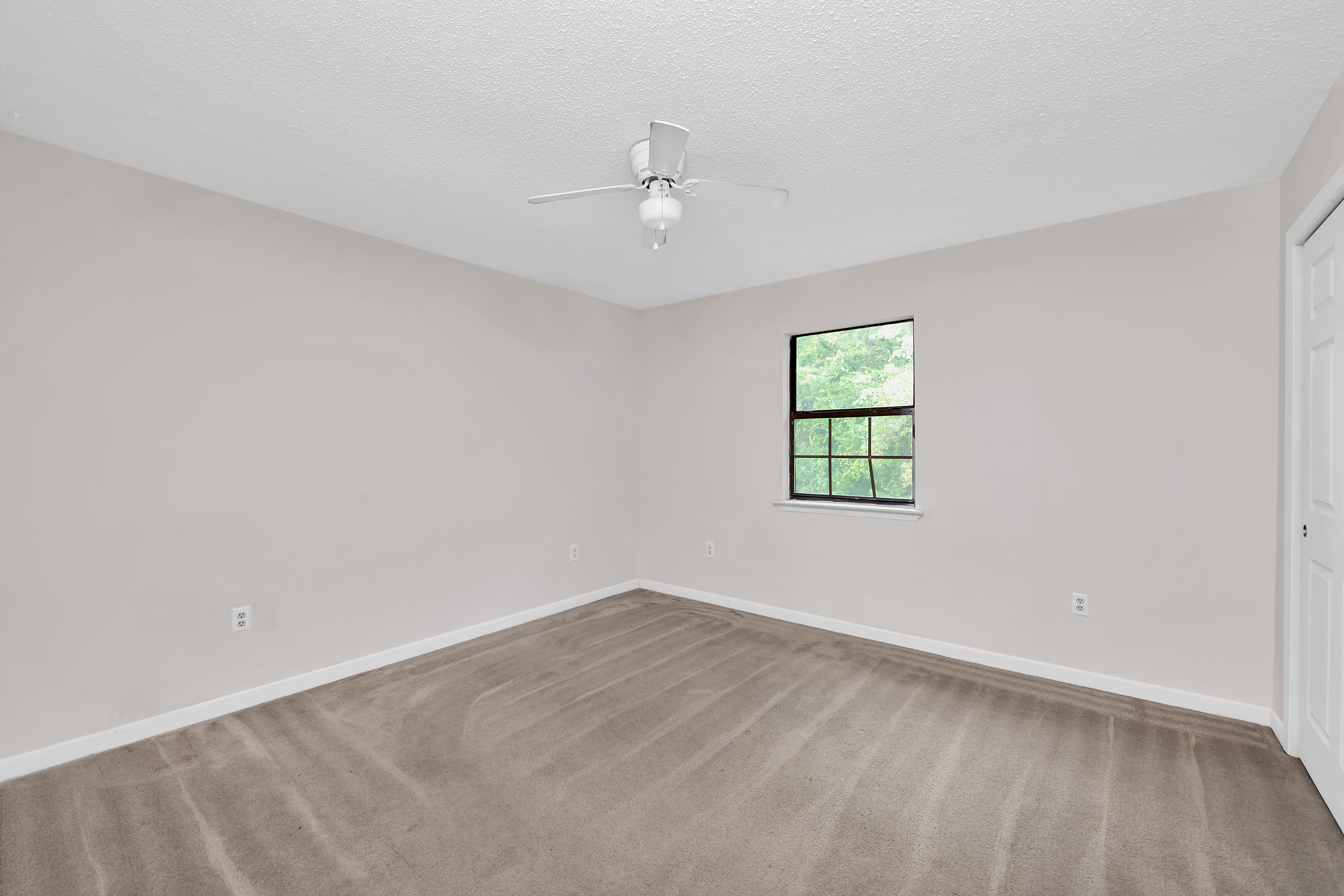 PINE MEADOWS 4TH ADDN - Residential