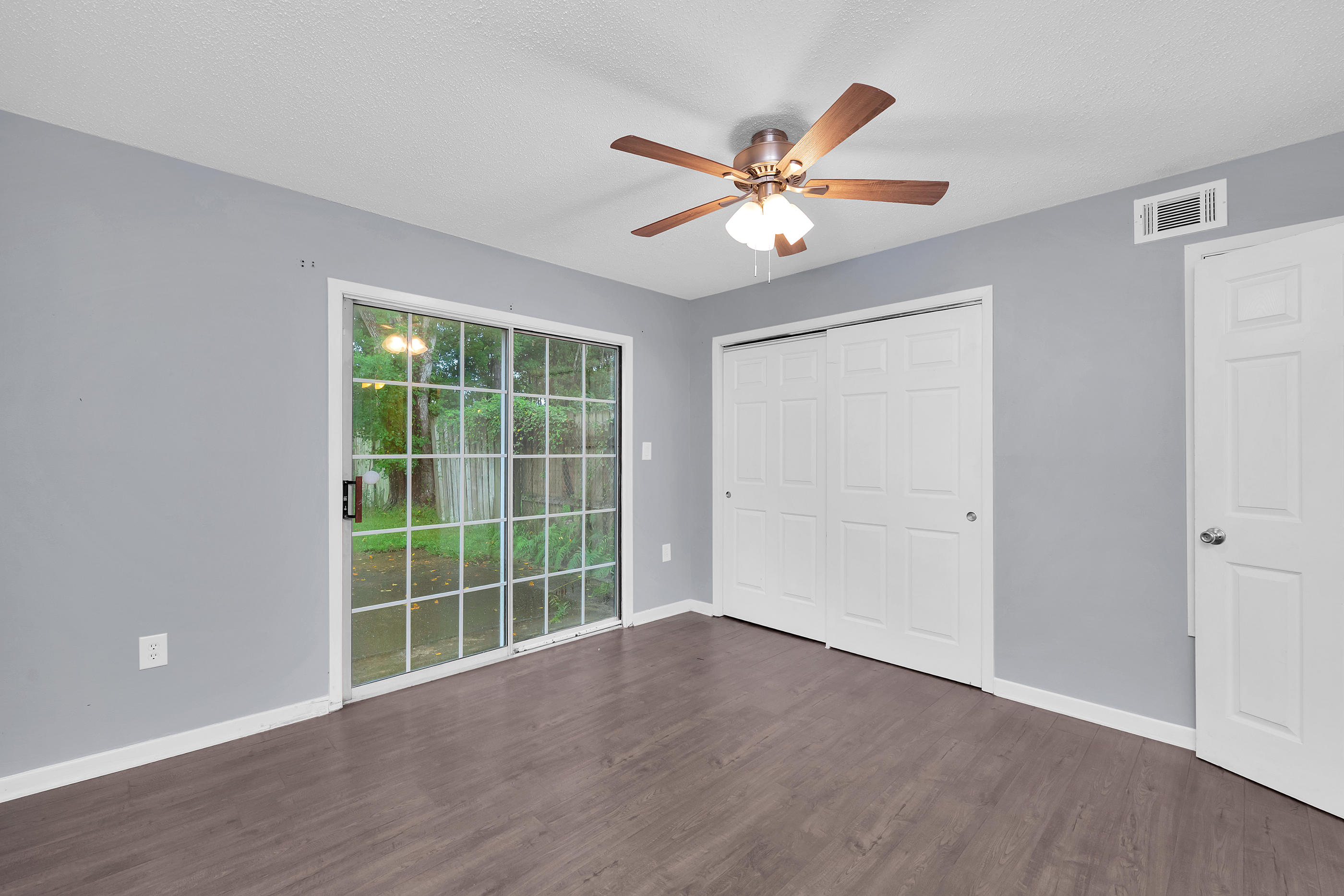 PINE MEADOWS 4TH ADDN - Residential