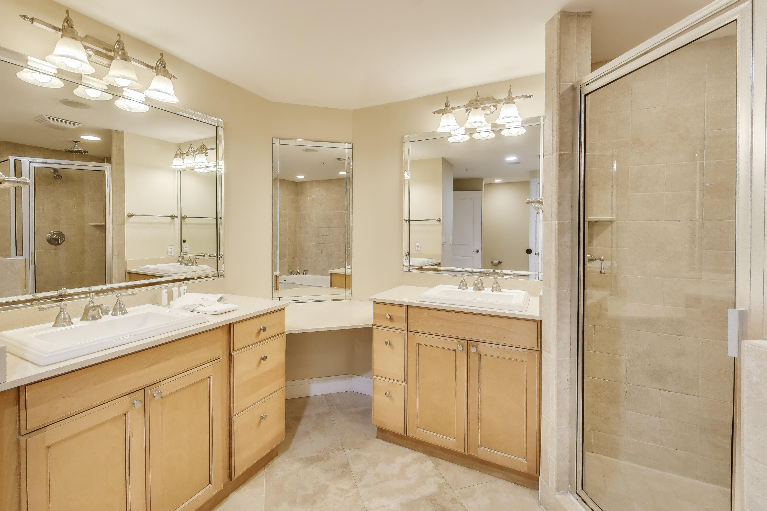 MAJESTIC SUN - Residential