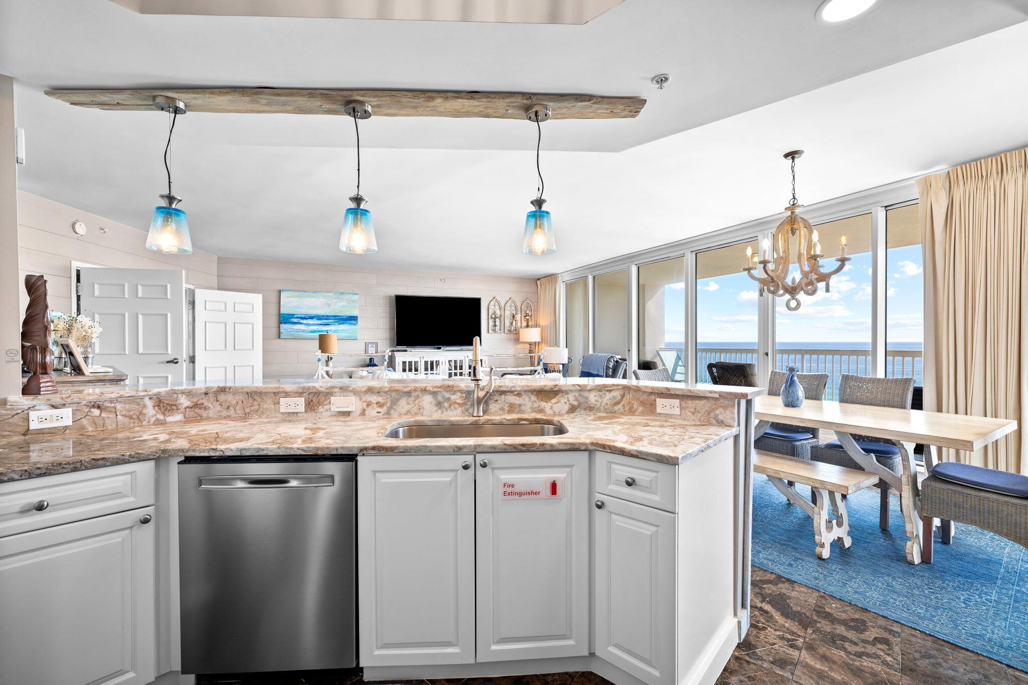 ST. MAARTEN AT SILVER SHELLS - Residential