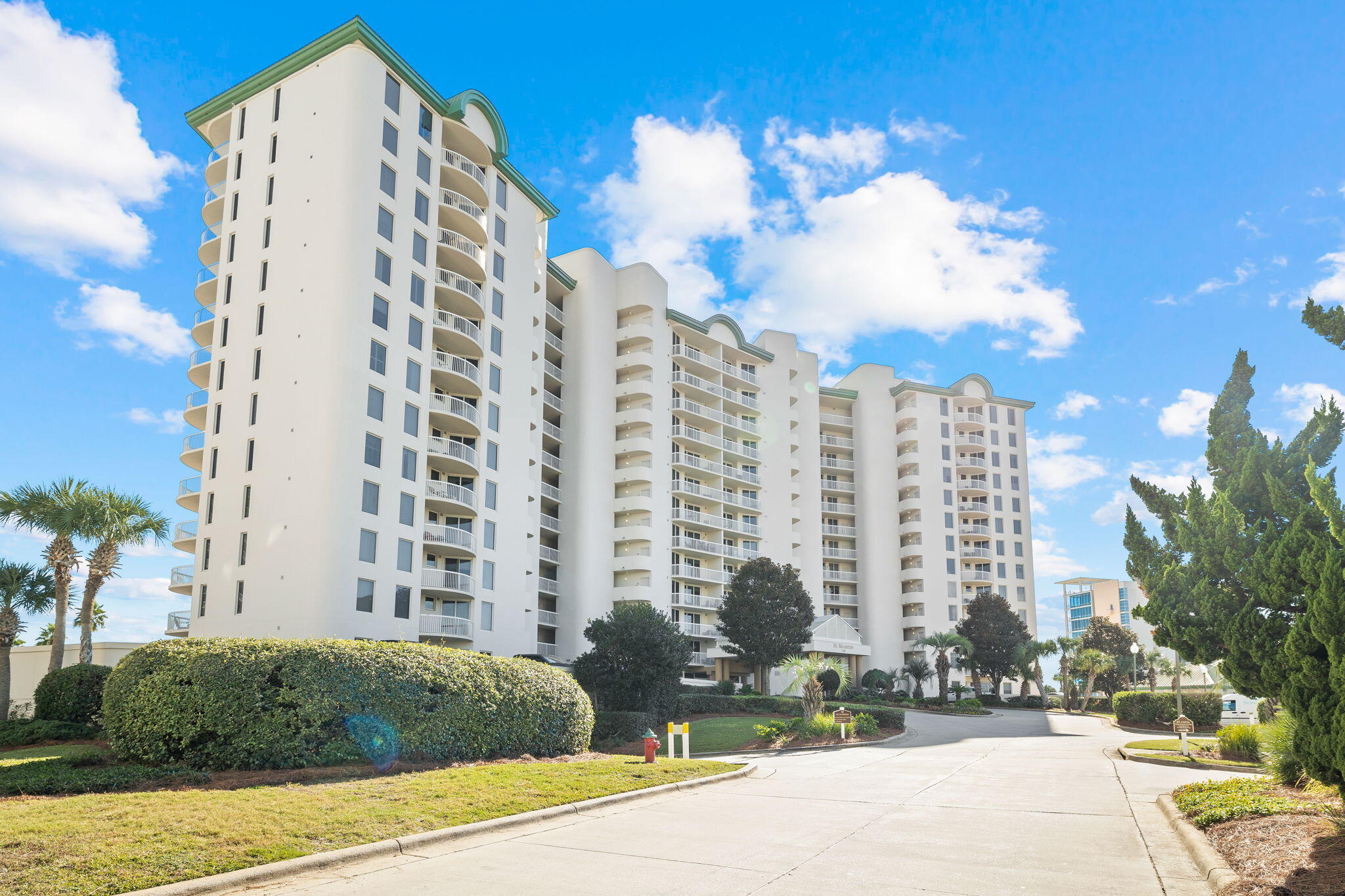 ST. MAARTEN AT SILVER SHELLS - Residential