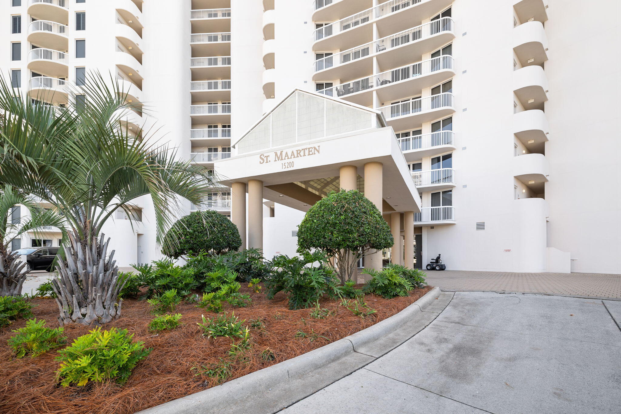 ST. MAARTEN AT SILVER SHELLS - Residential