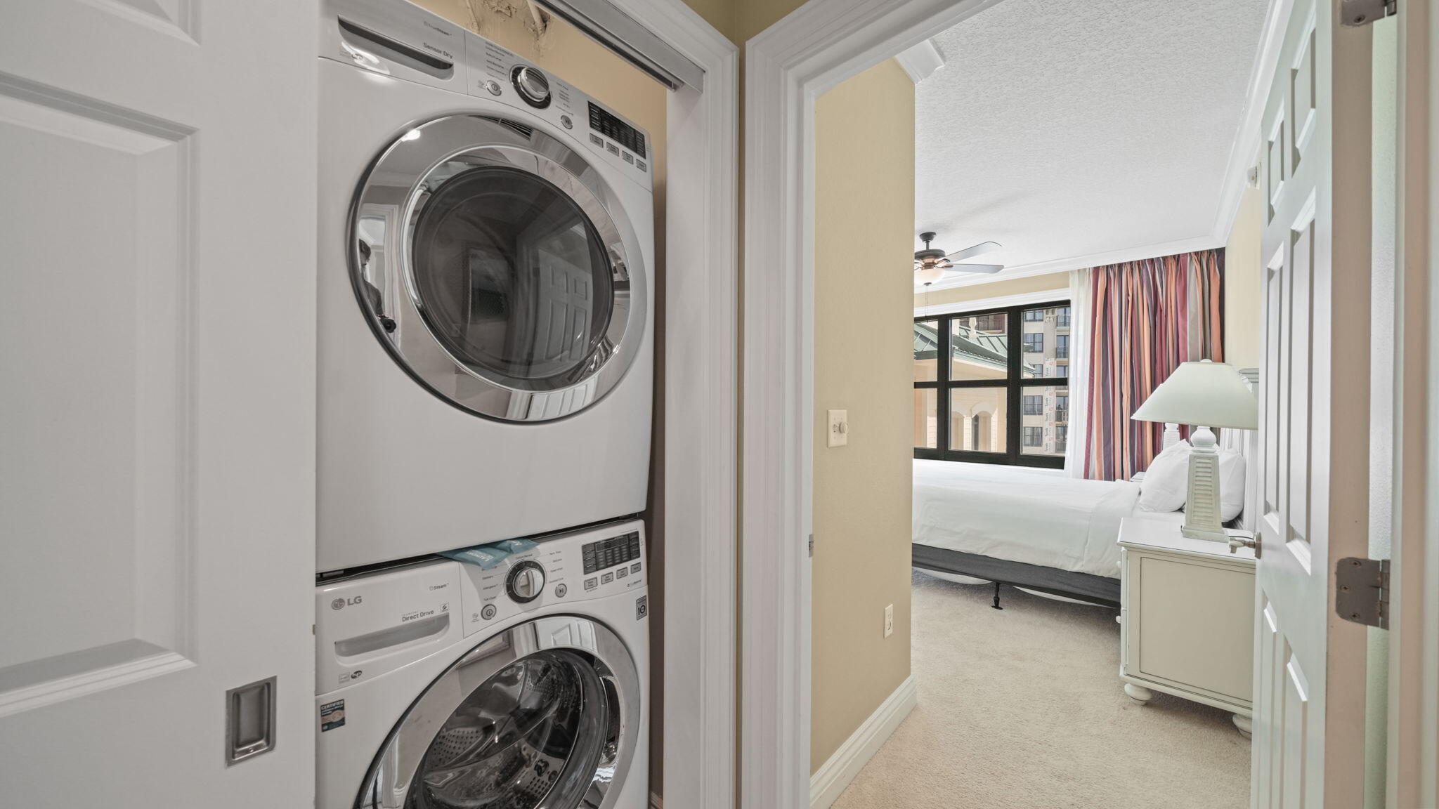 EMERALD GRANDE - Residential