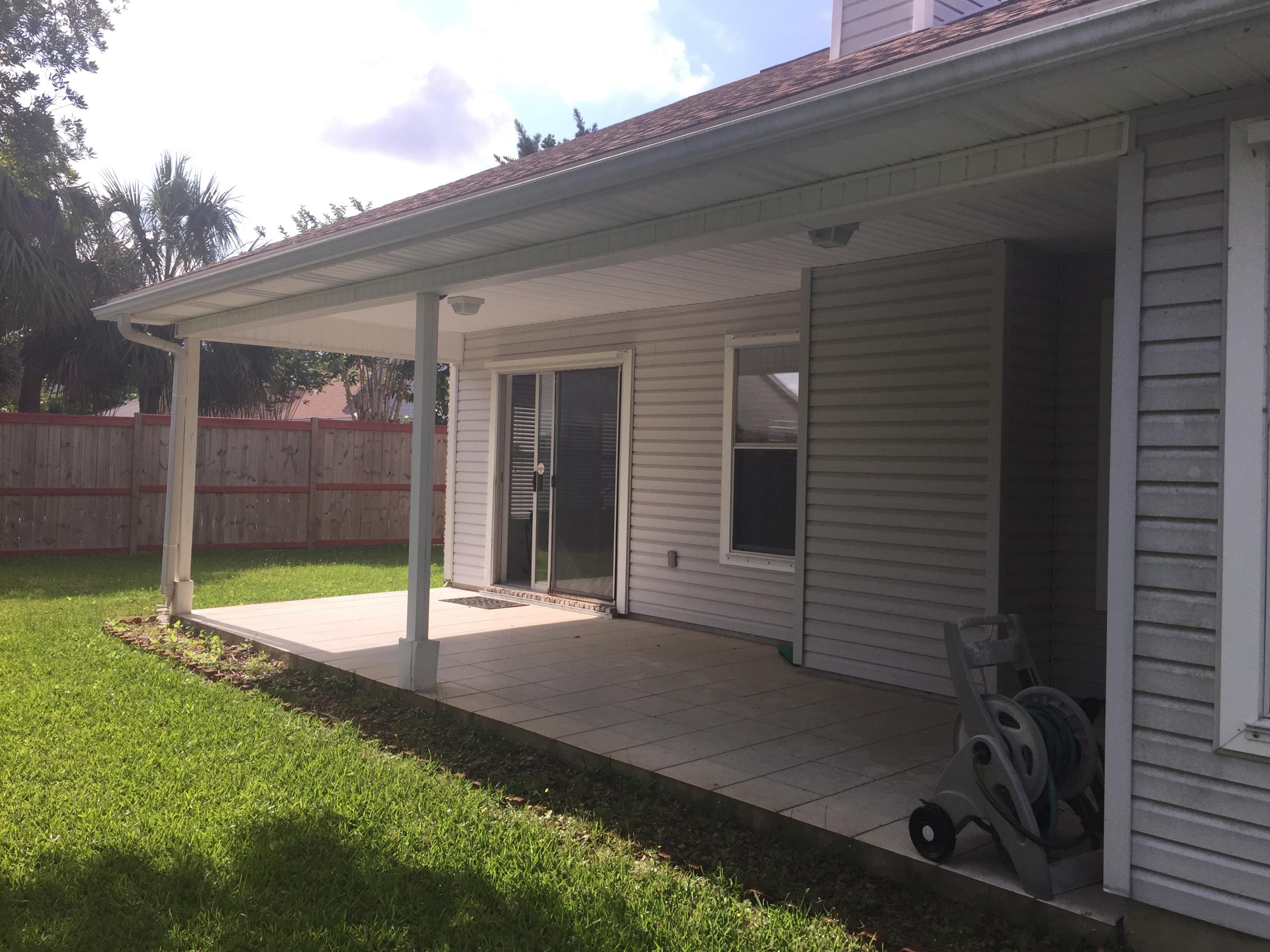 HARBOR BREEZE - Residential Lease