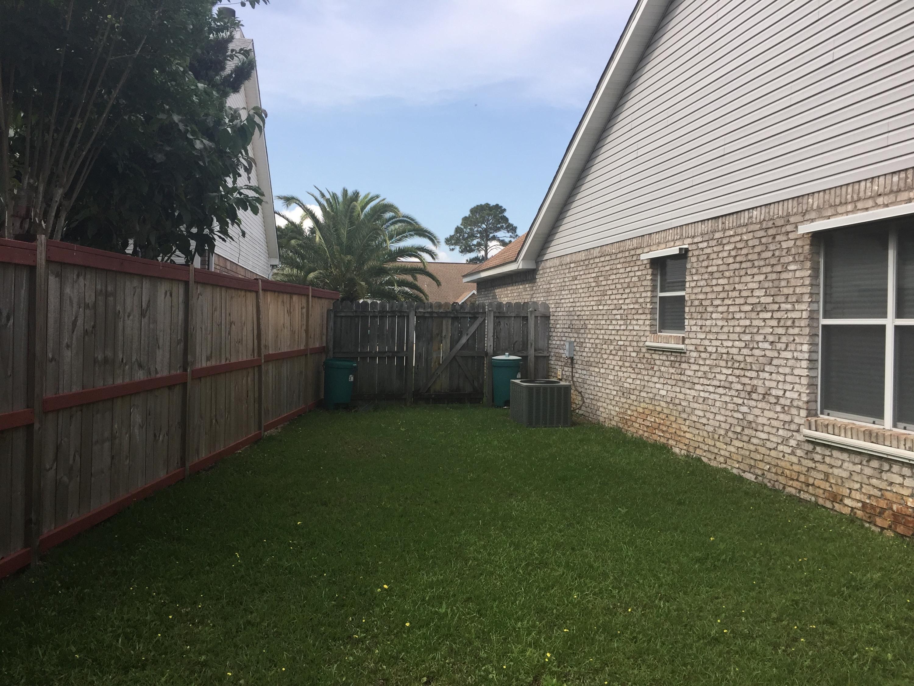 HARBOR BREEZE - Residential Lease