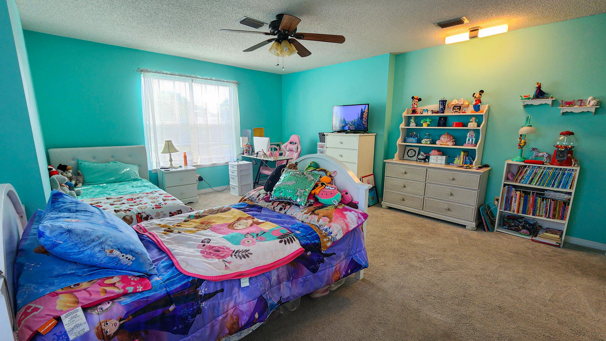 YORKTOWN AT WILLOW BEND - Residential