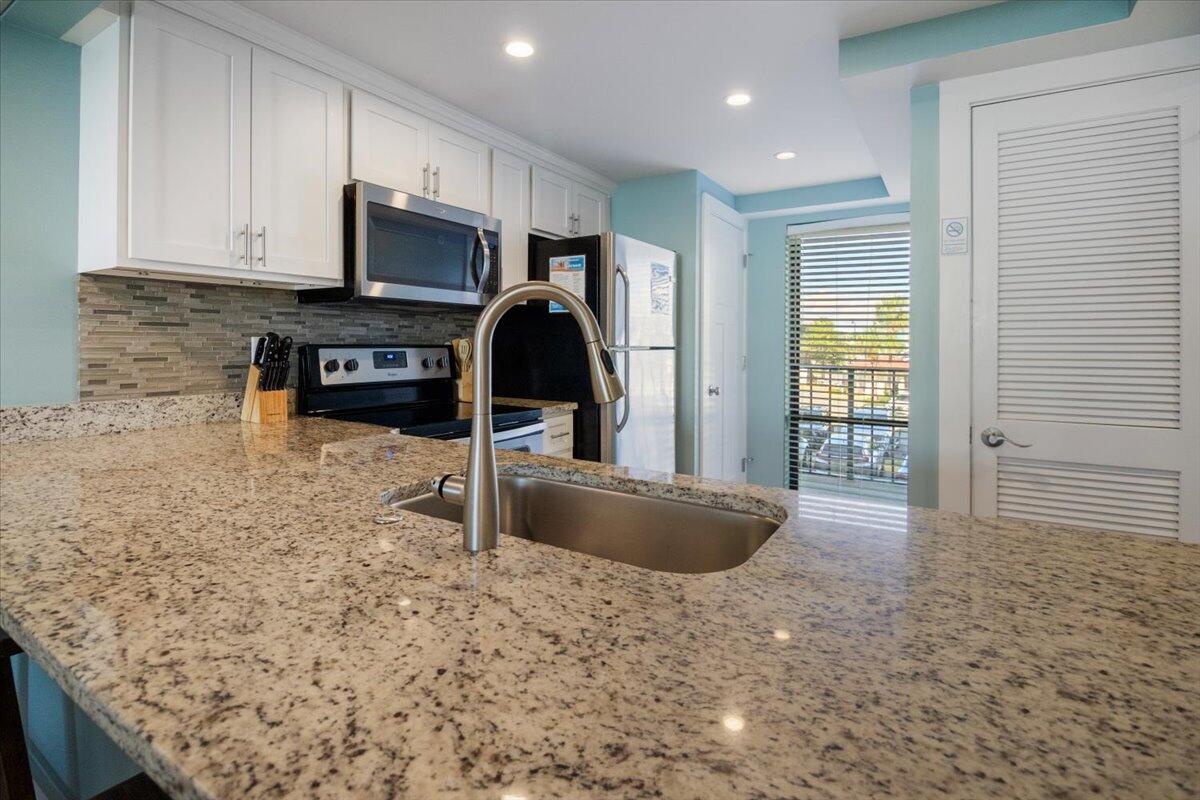 EDGEWATER TOWER 3 - Residential