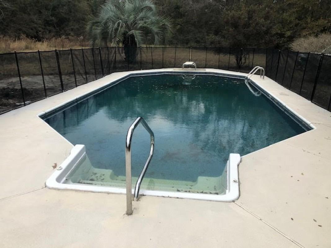 NO RECORDED SUBDIVISION - Residential