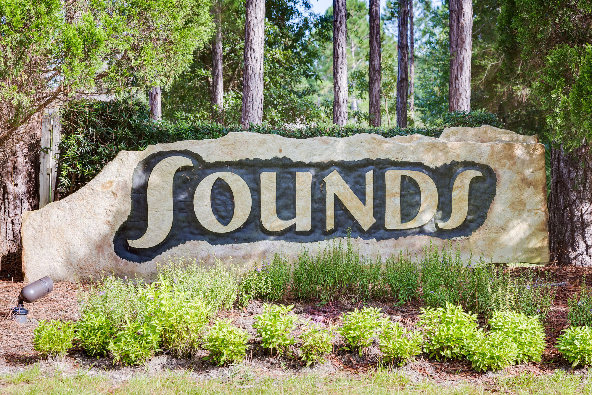 HAMMOCK BAY - Land