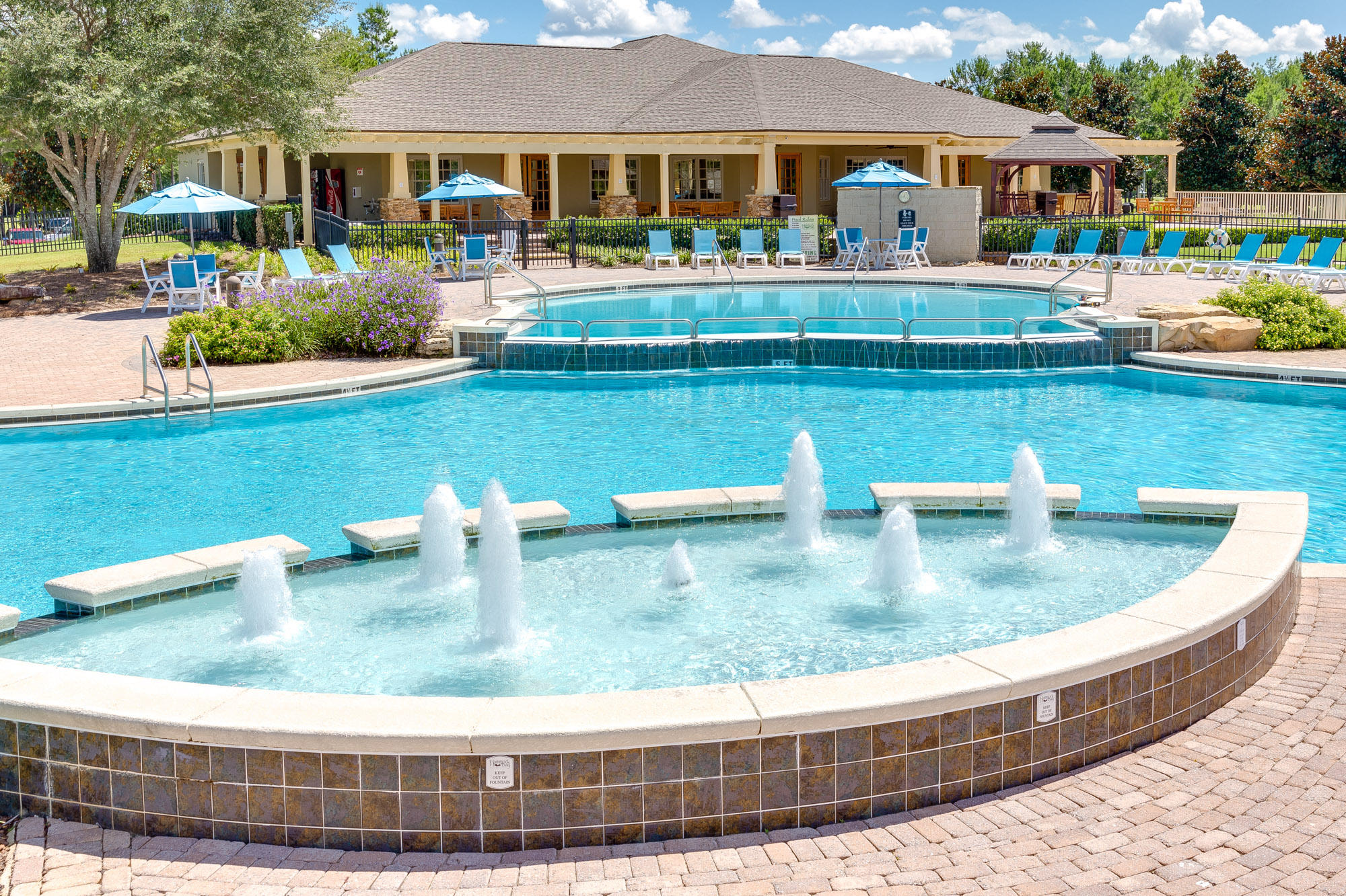 HAMMOCK BAY - Land