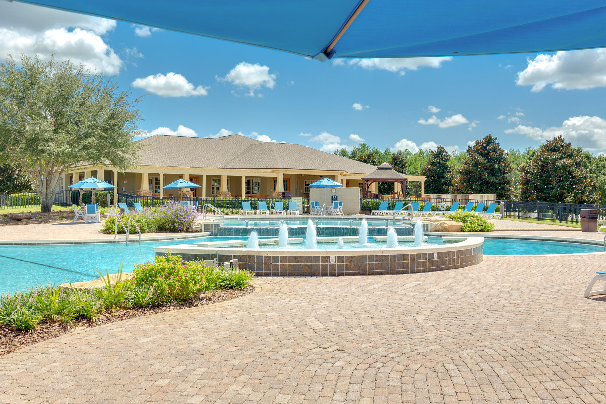 HAMMOCK BAY - Land