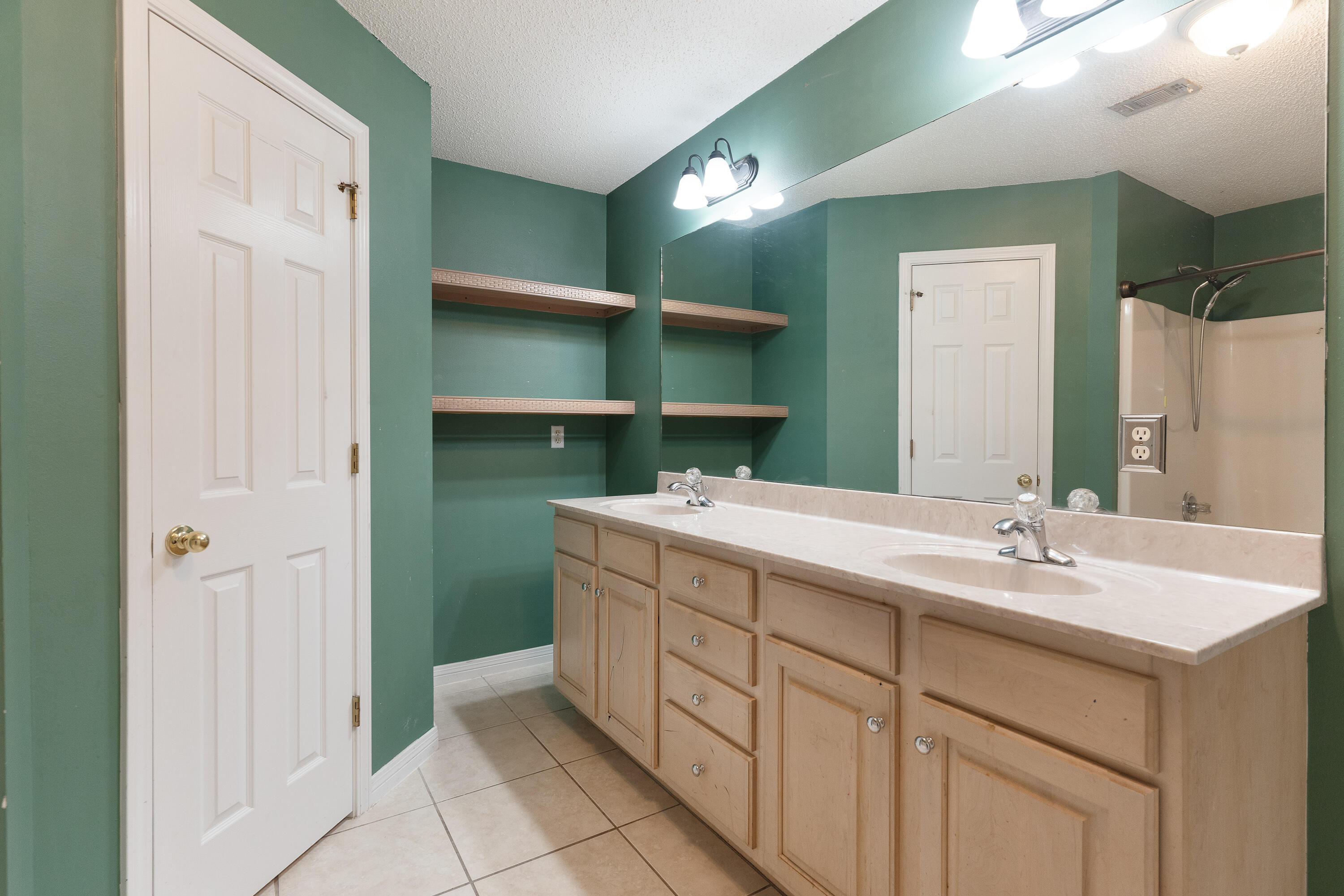 OLD BETHEL ESTATES PH I - Residential