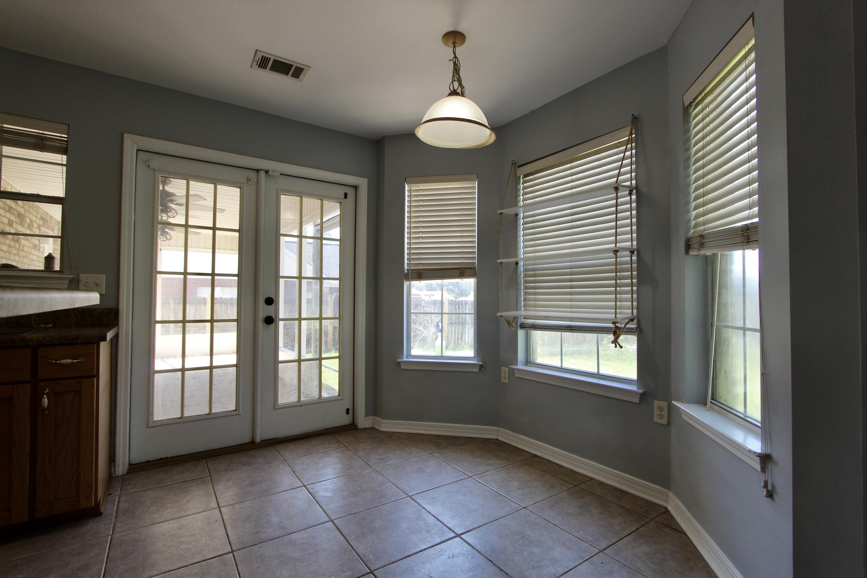 PINEY WOODS EST - Residential