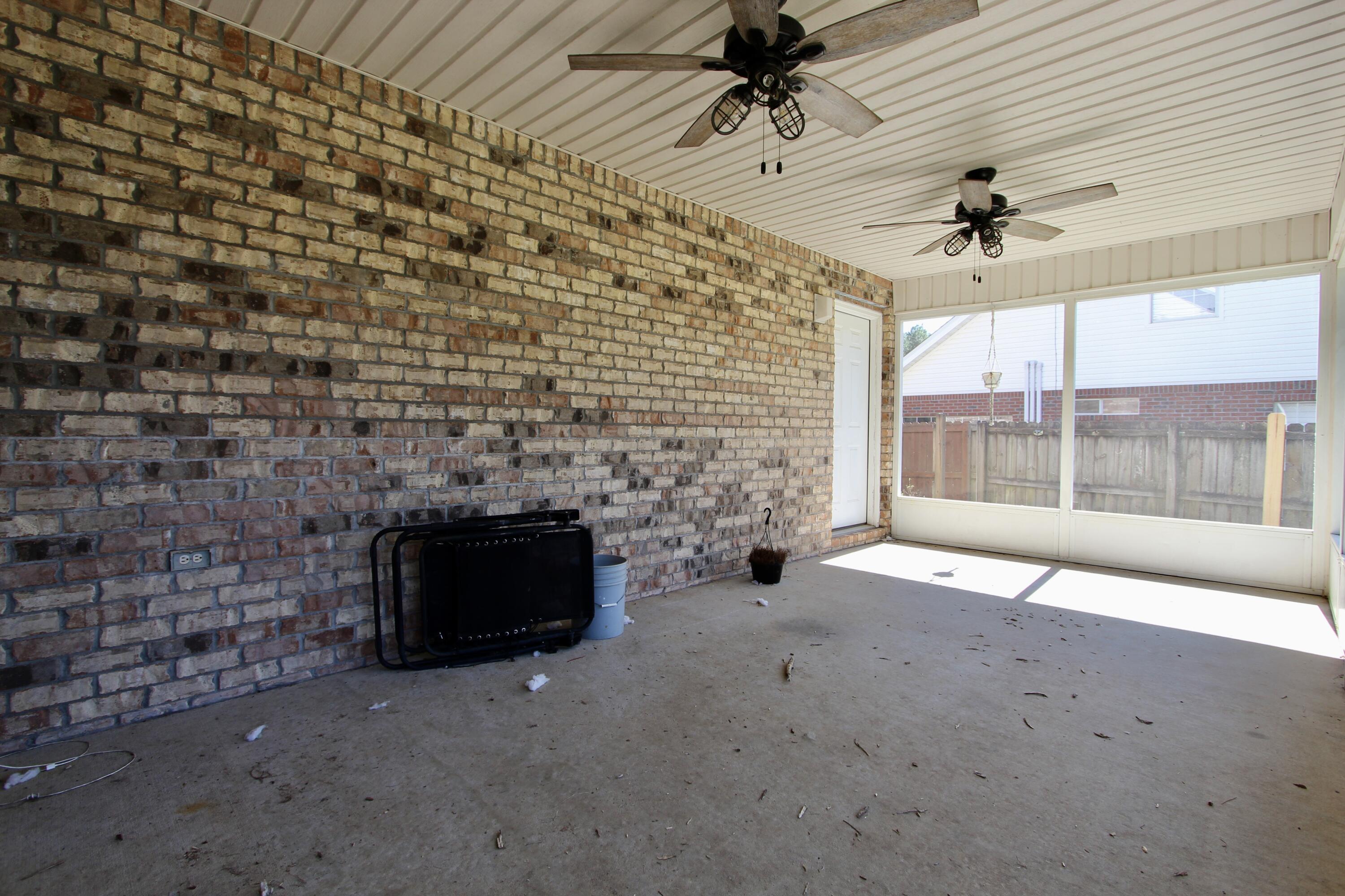 PINEY WOODS EST - Residential