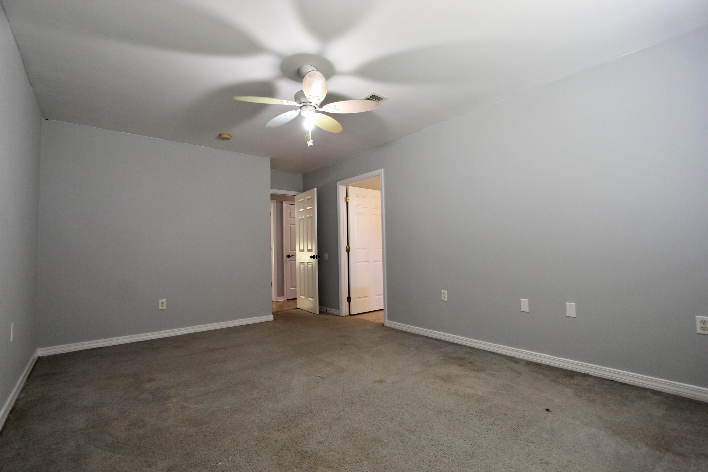 PINEY WOODS EST - Residential