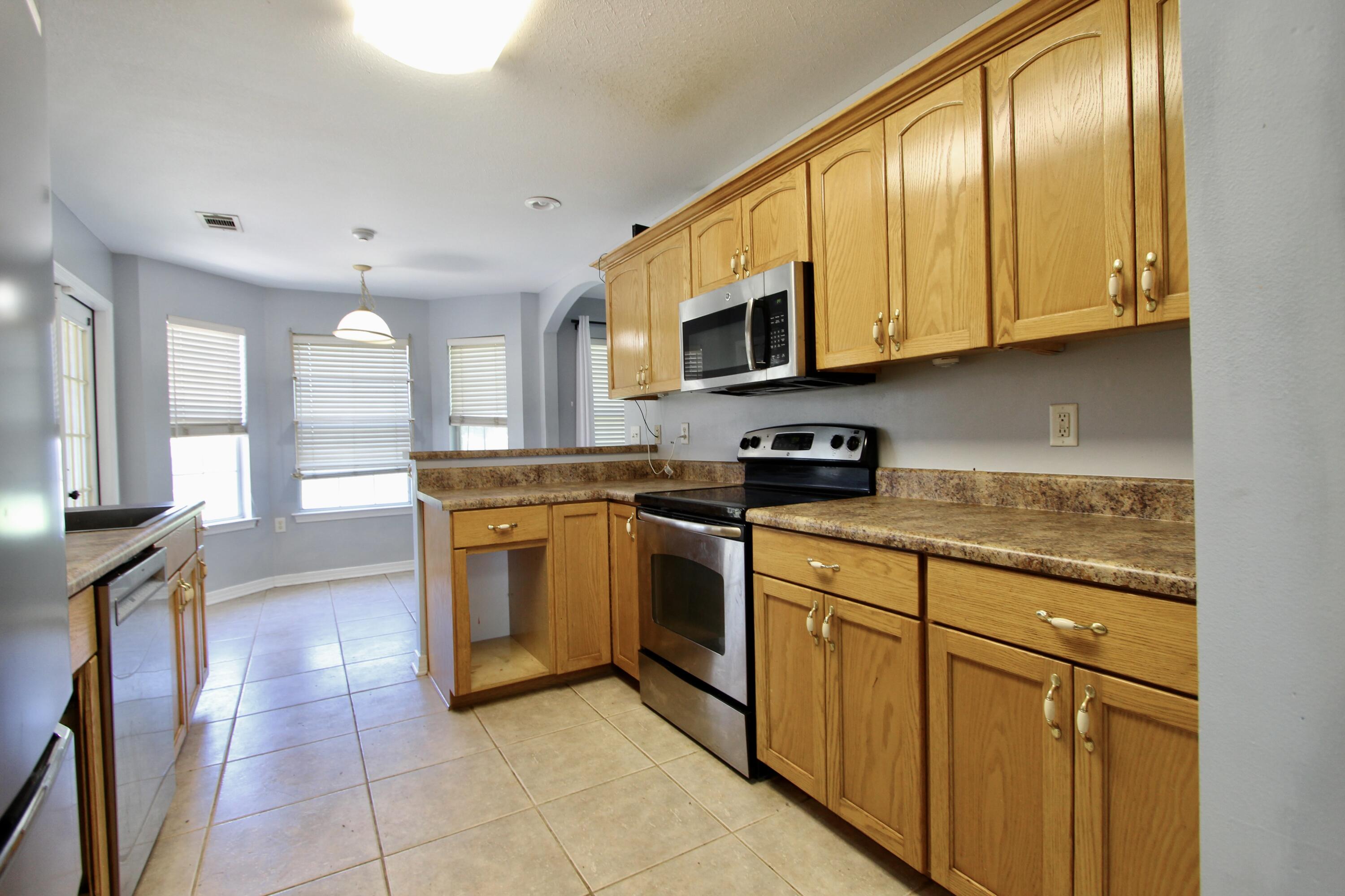 PINEY WOODS EST - Residential