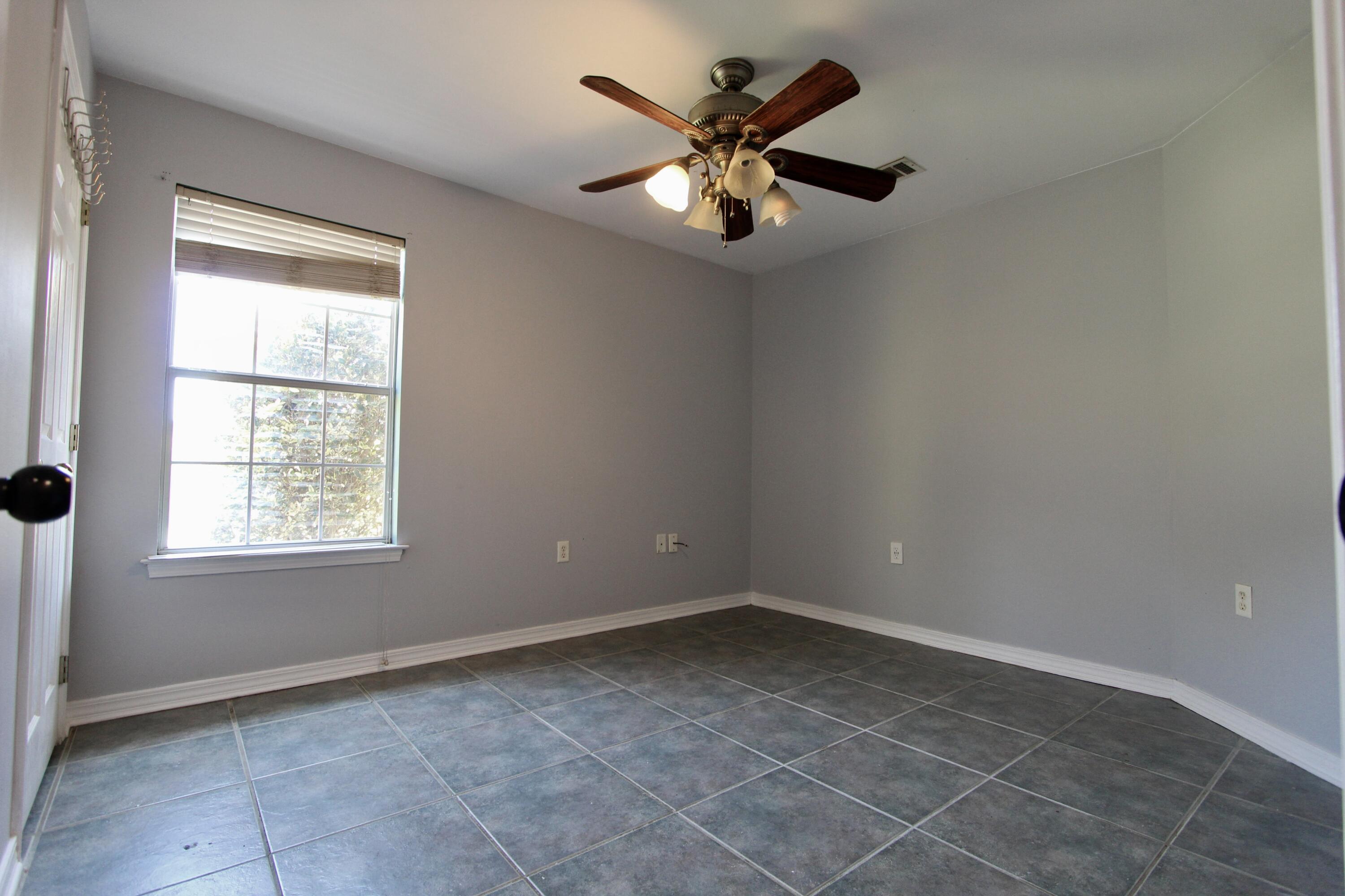 PINEY WOODS EST - Residential