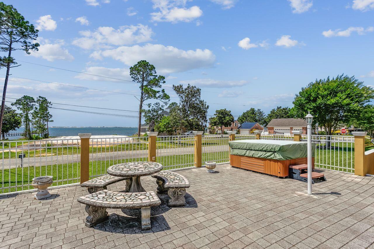 MARTHA'S COVE - Residential